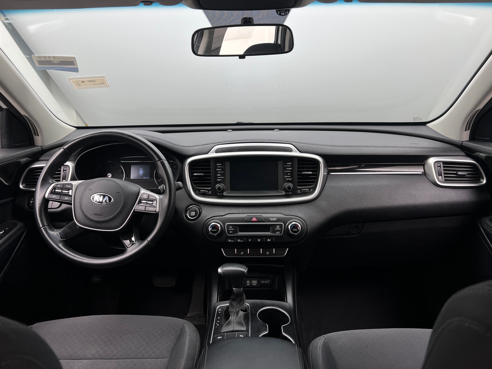Thumbnail: 2020 Kia Sorento - 3