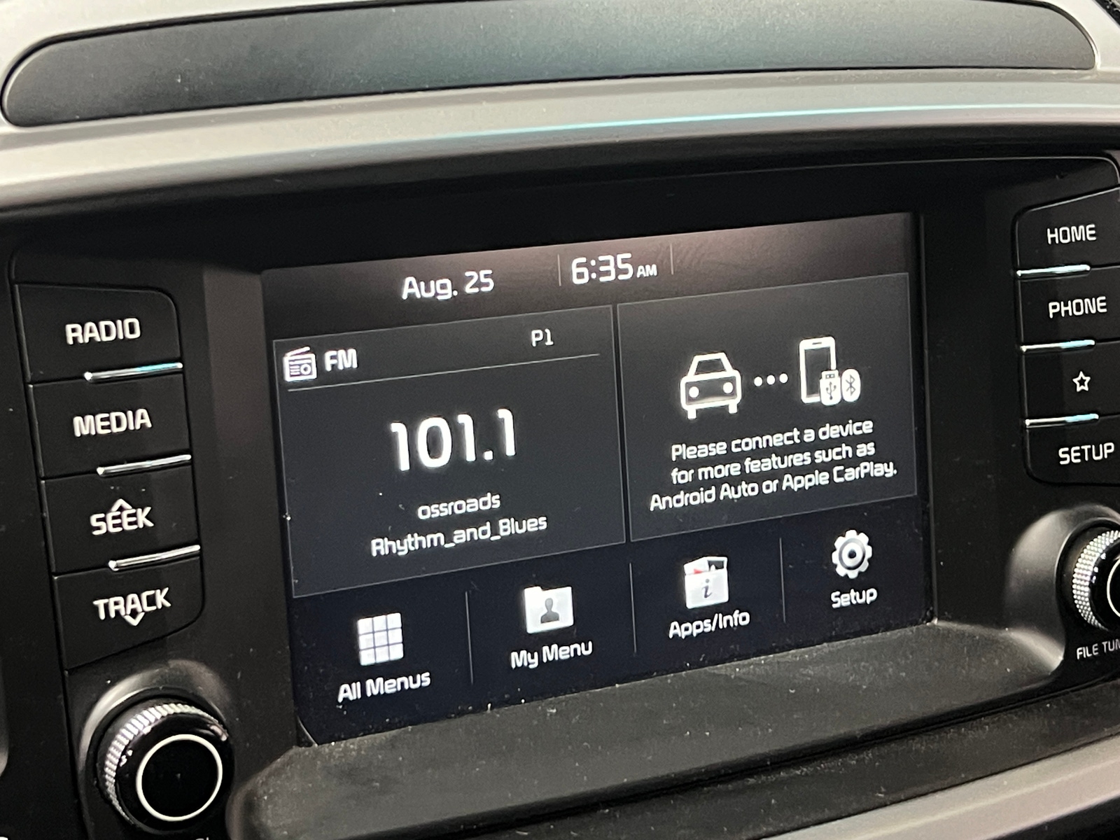 Thumbnail: 2020 Kia Sorento - 4
