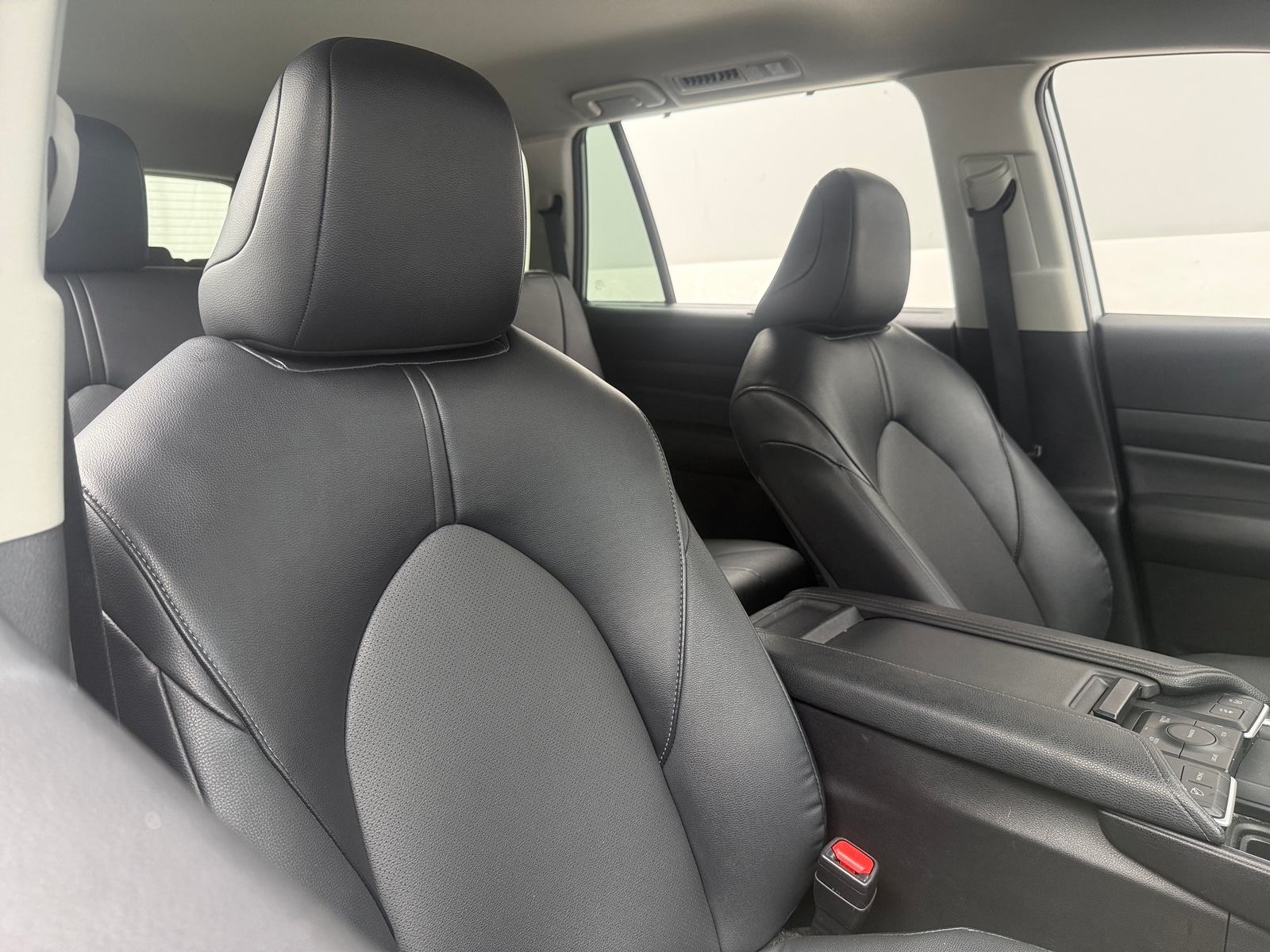 Thumbnail: 2025 Toyota Grand Highlander - 2