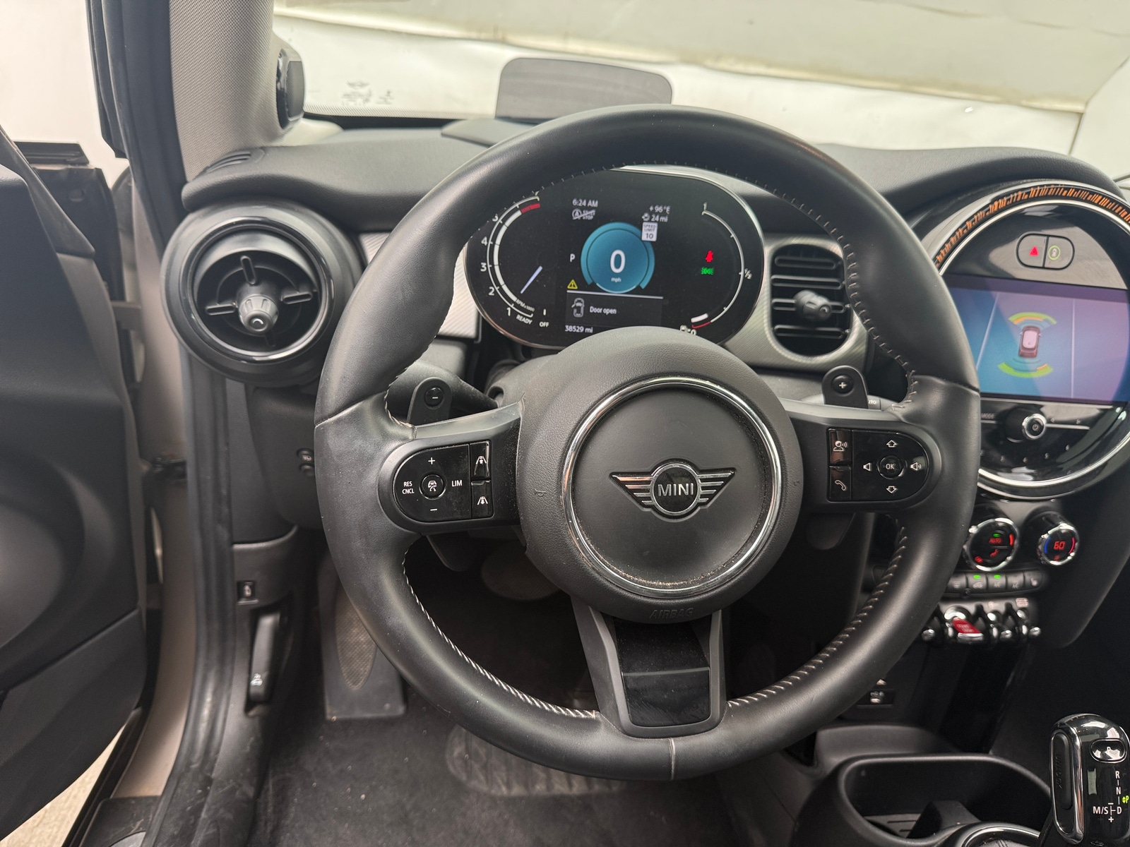 Thumbnail: 2022 MINI Cooper Hardtop - 3