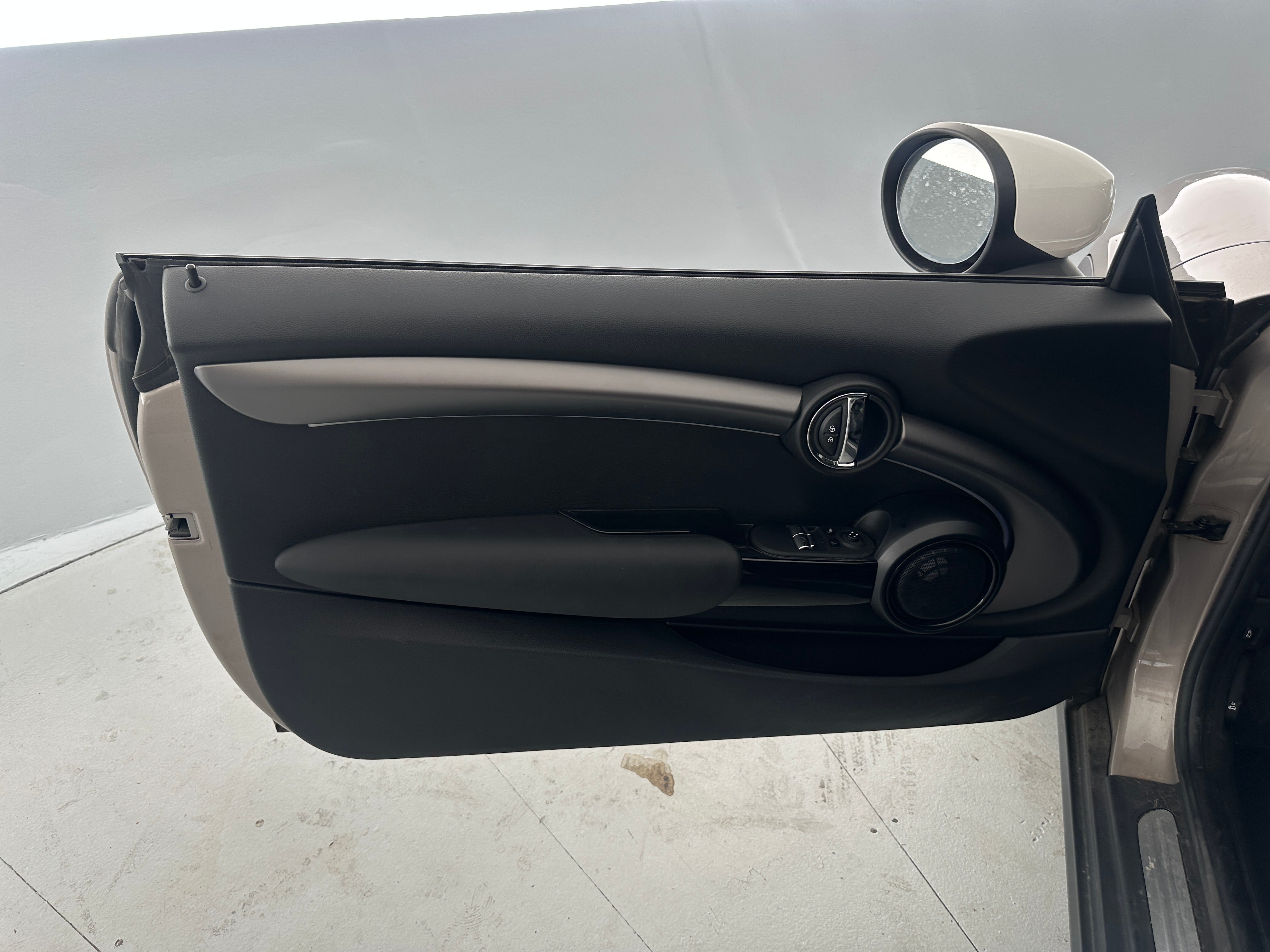 2022 MINI Hardtop 2 Door S - Photo 9