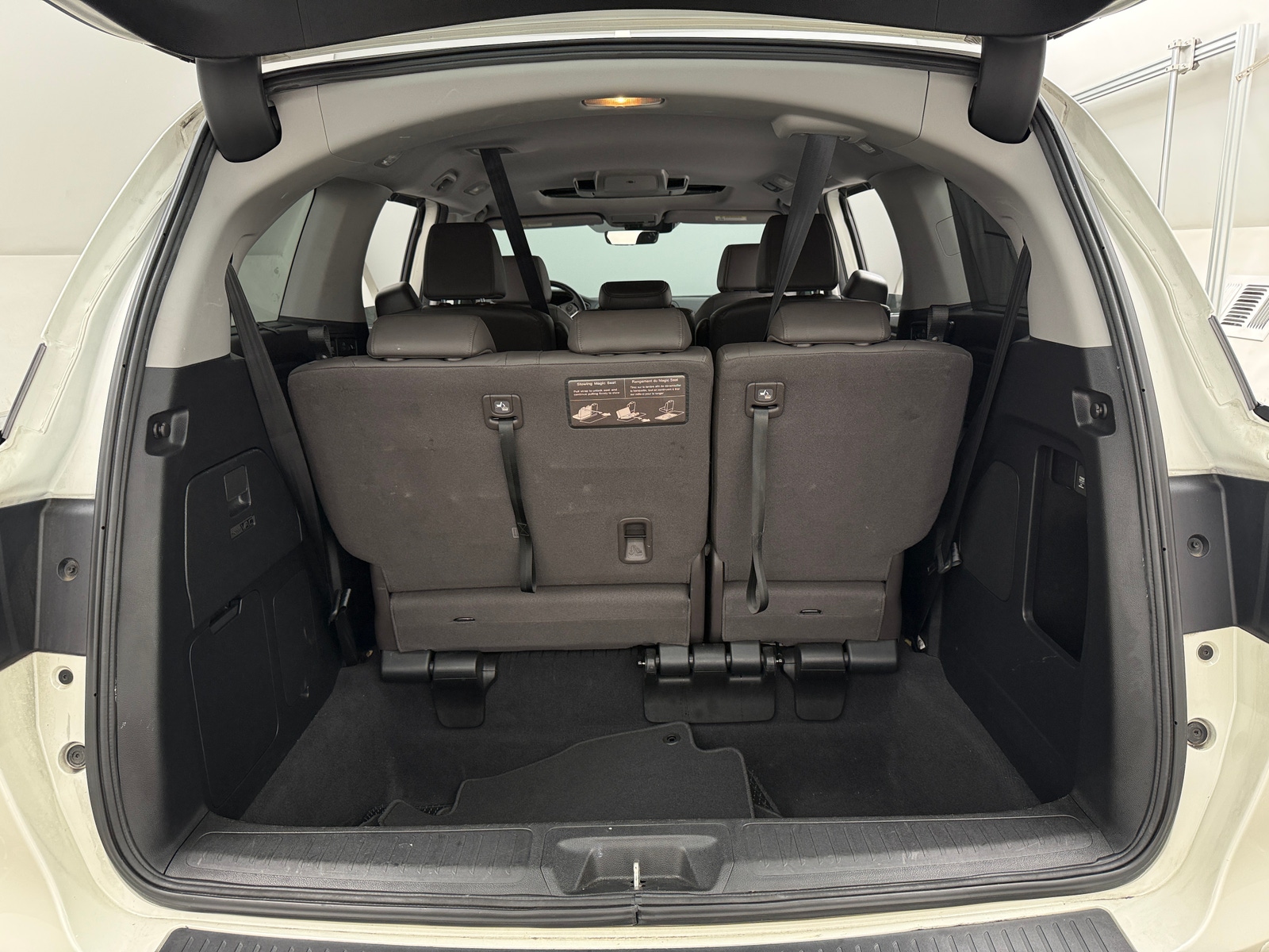 Thumbnail: 2019 Honda Odyssey - 6