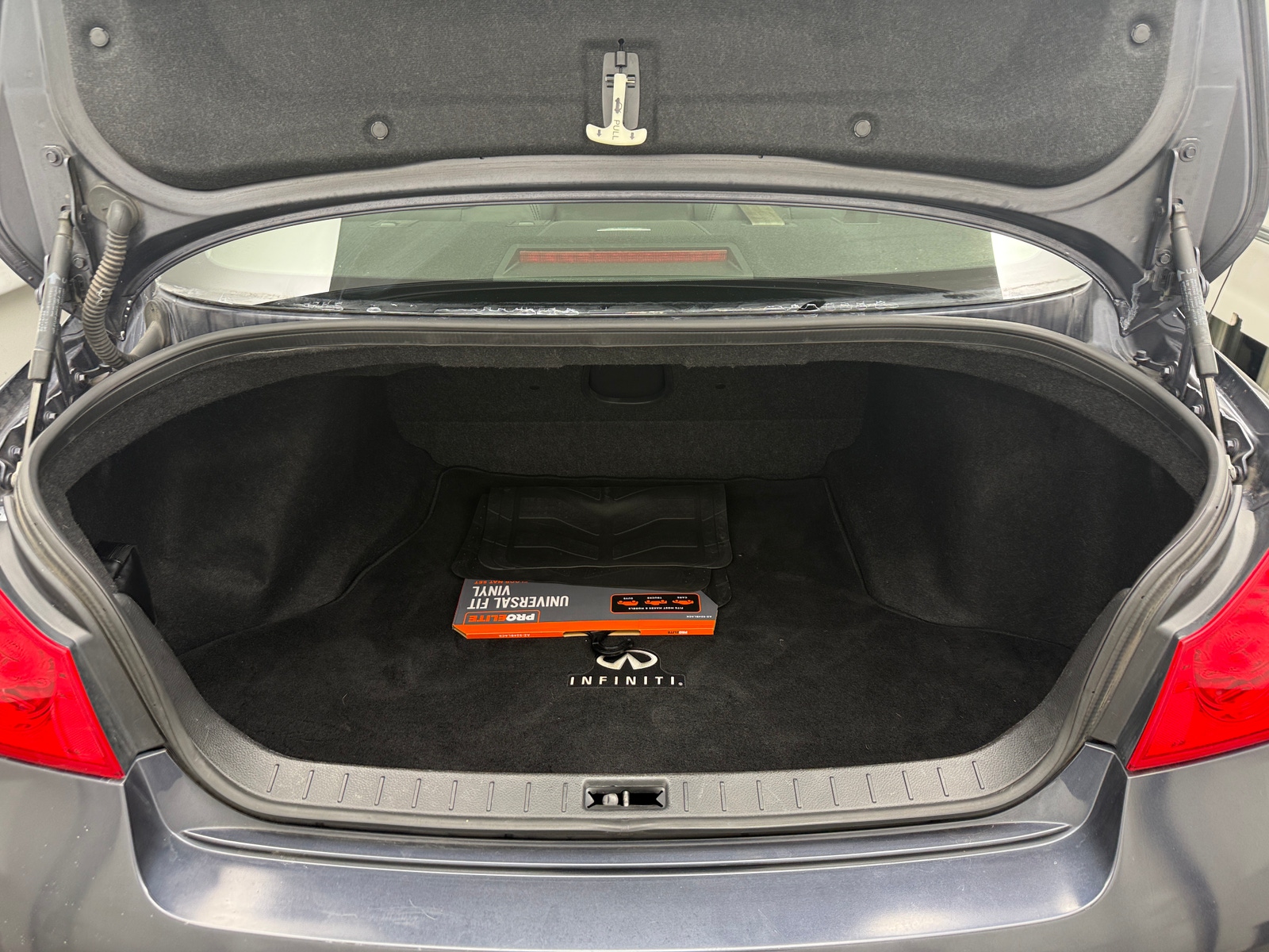 Thumbnail: 2013 INFINITI G37 - 6