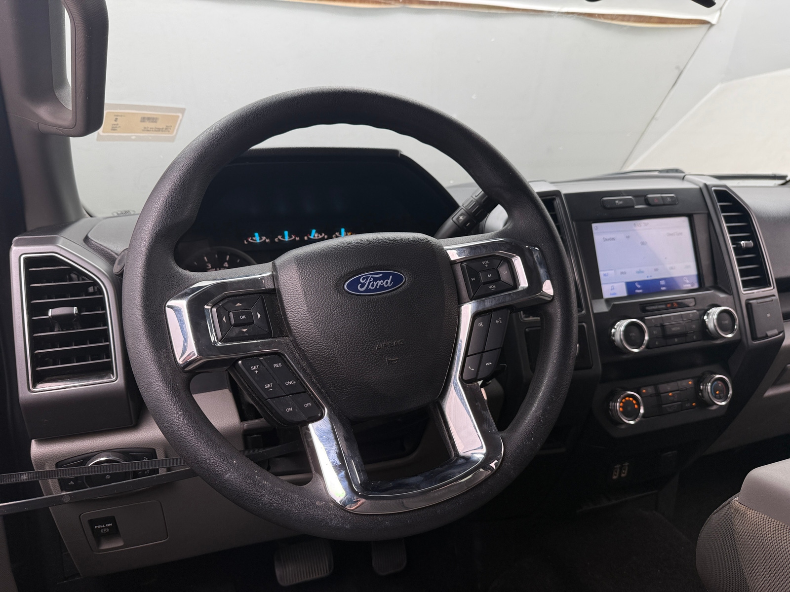 Thumbnail: 2020 Ford Econoline - 5