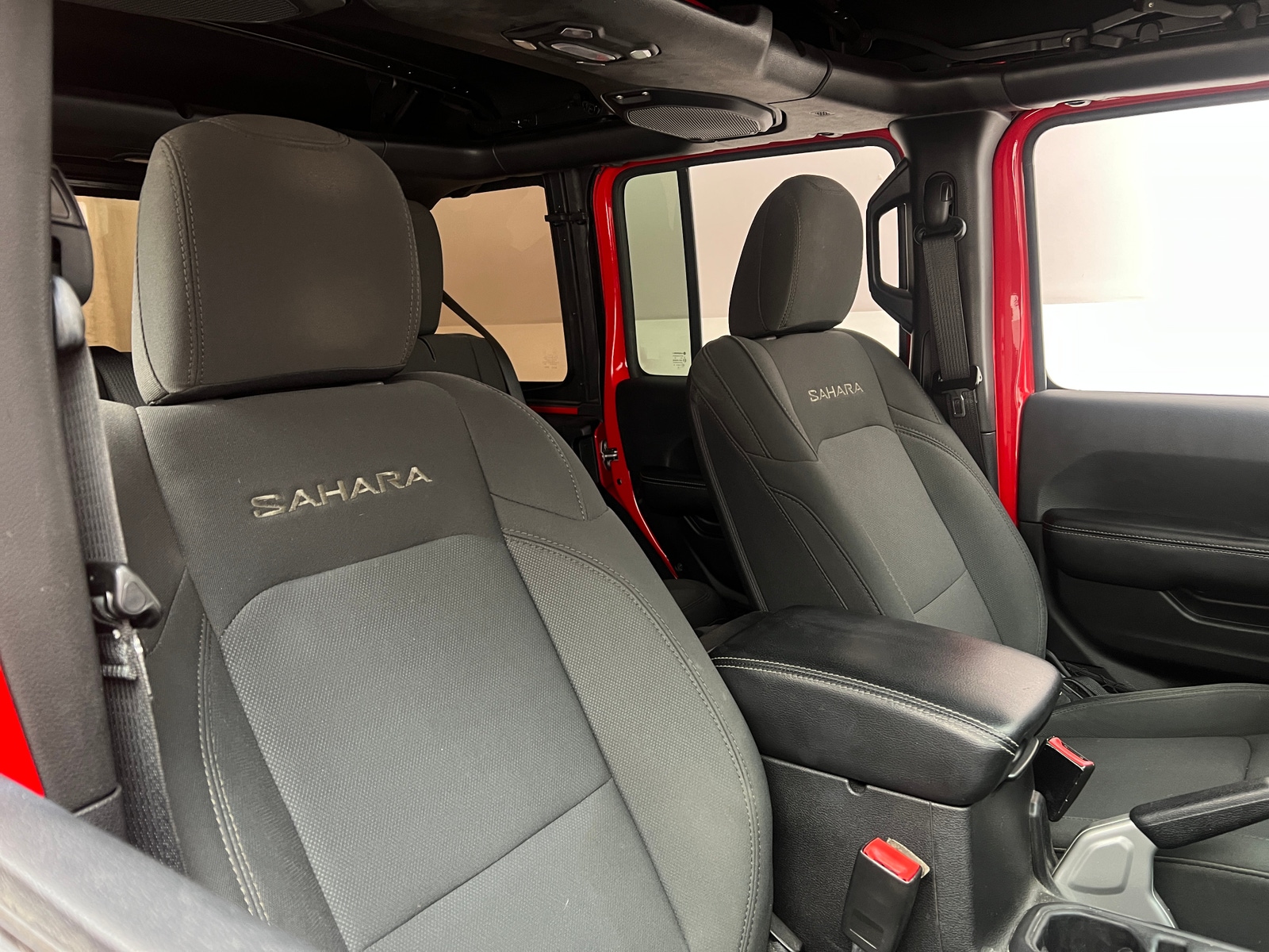Thumbnail: 2018 Jeep Wrangler - 2