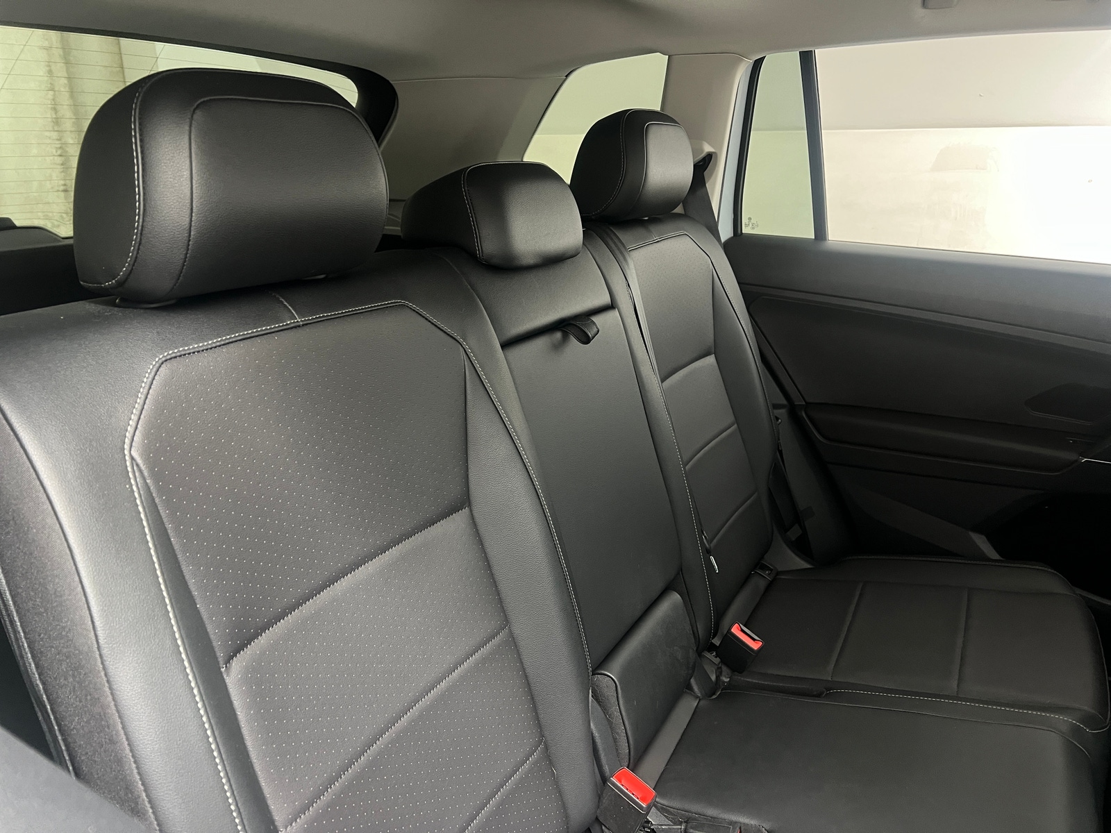 Thumbnail: 2018 Volkswagen Tiguan - 5