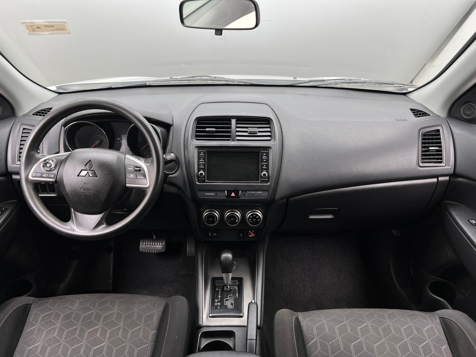Thumbnail: 2020 Mitsubishi Outlander Sport - 3