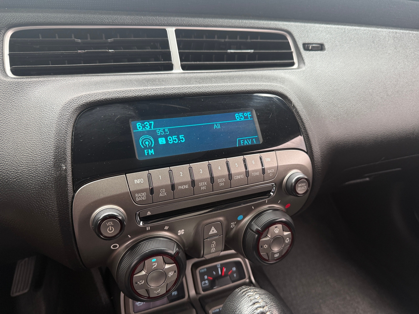 Thumbnail: 2010 Chevrolet Camaro - 3