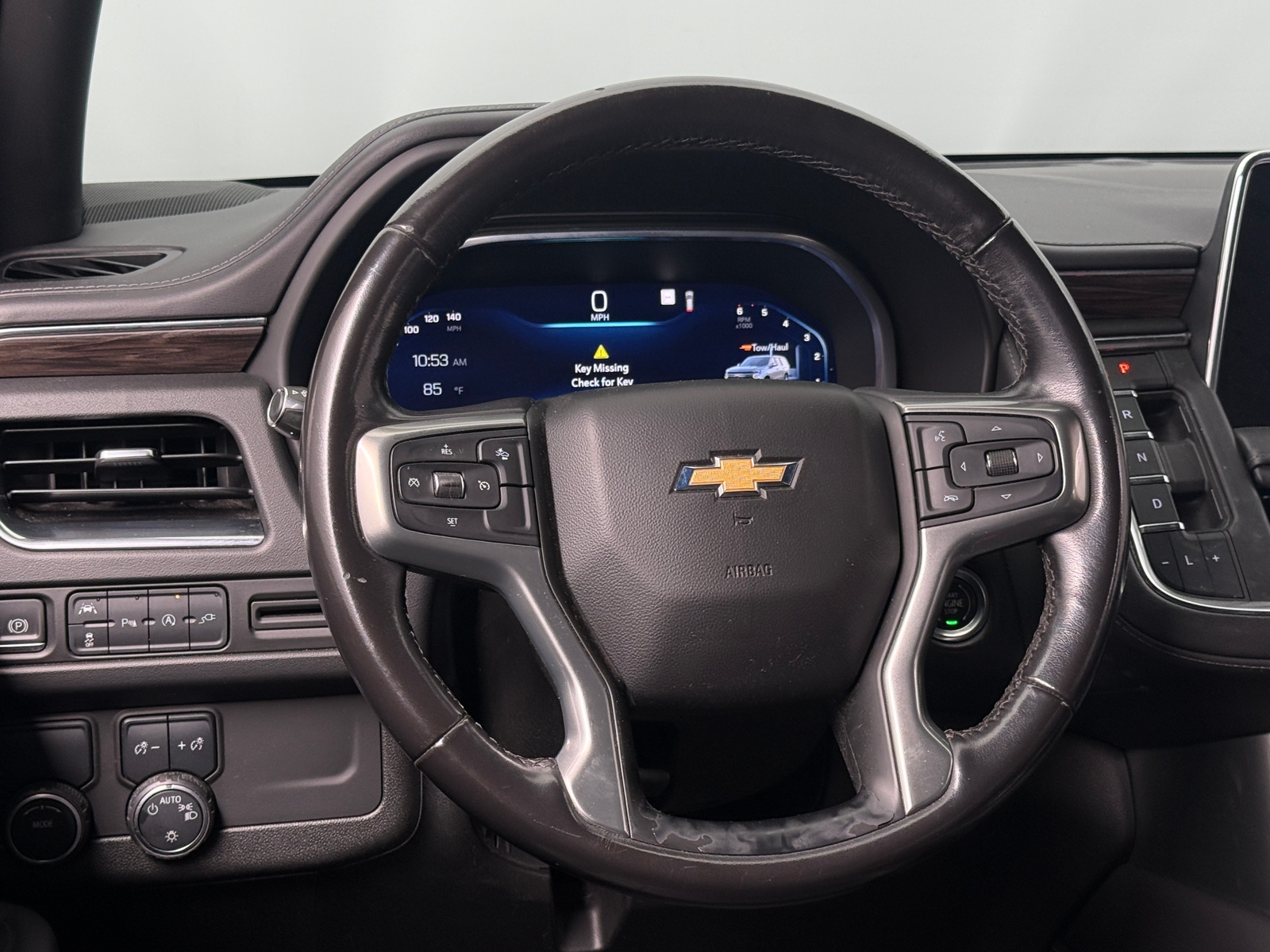 Thumbnail: 2022 Chevrolet Suburban - 4