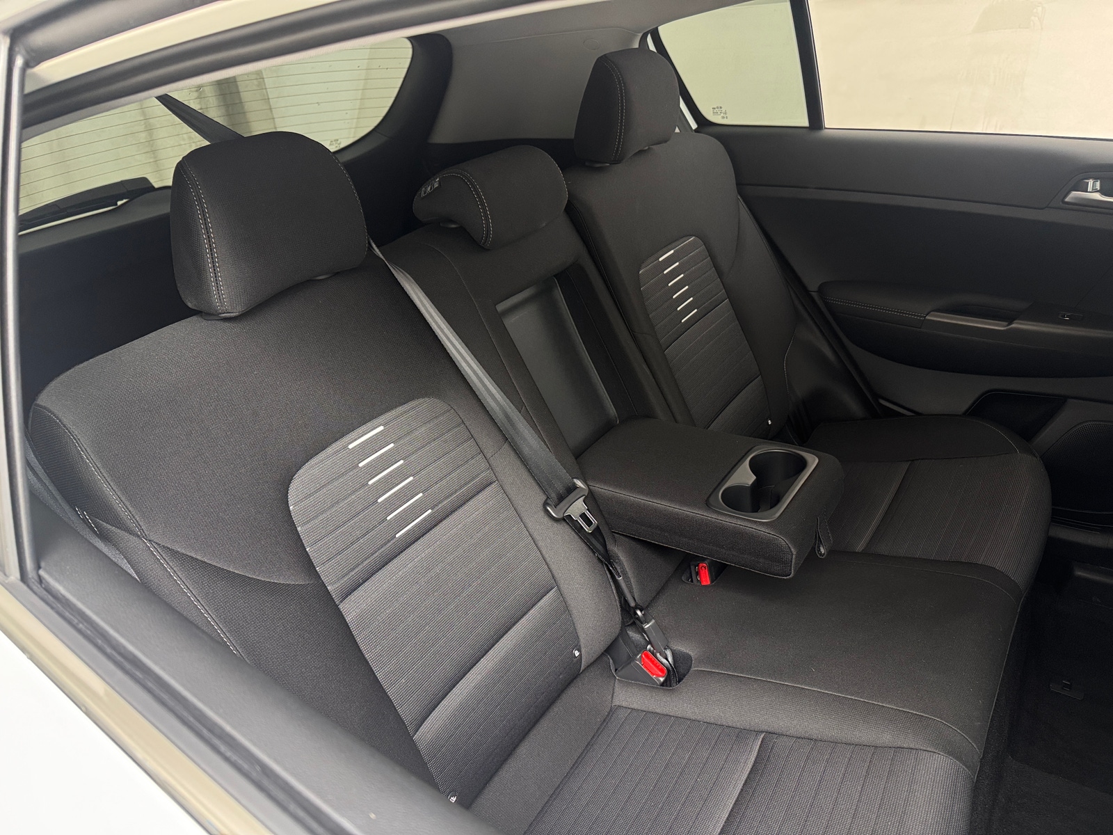 Thumbnail: 2021 Kia Sportage - 6