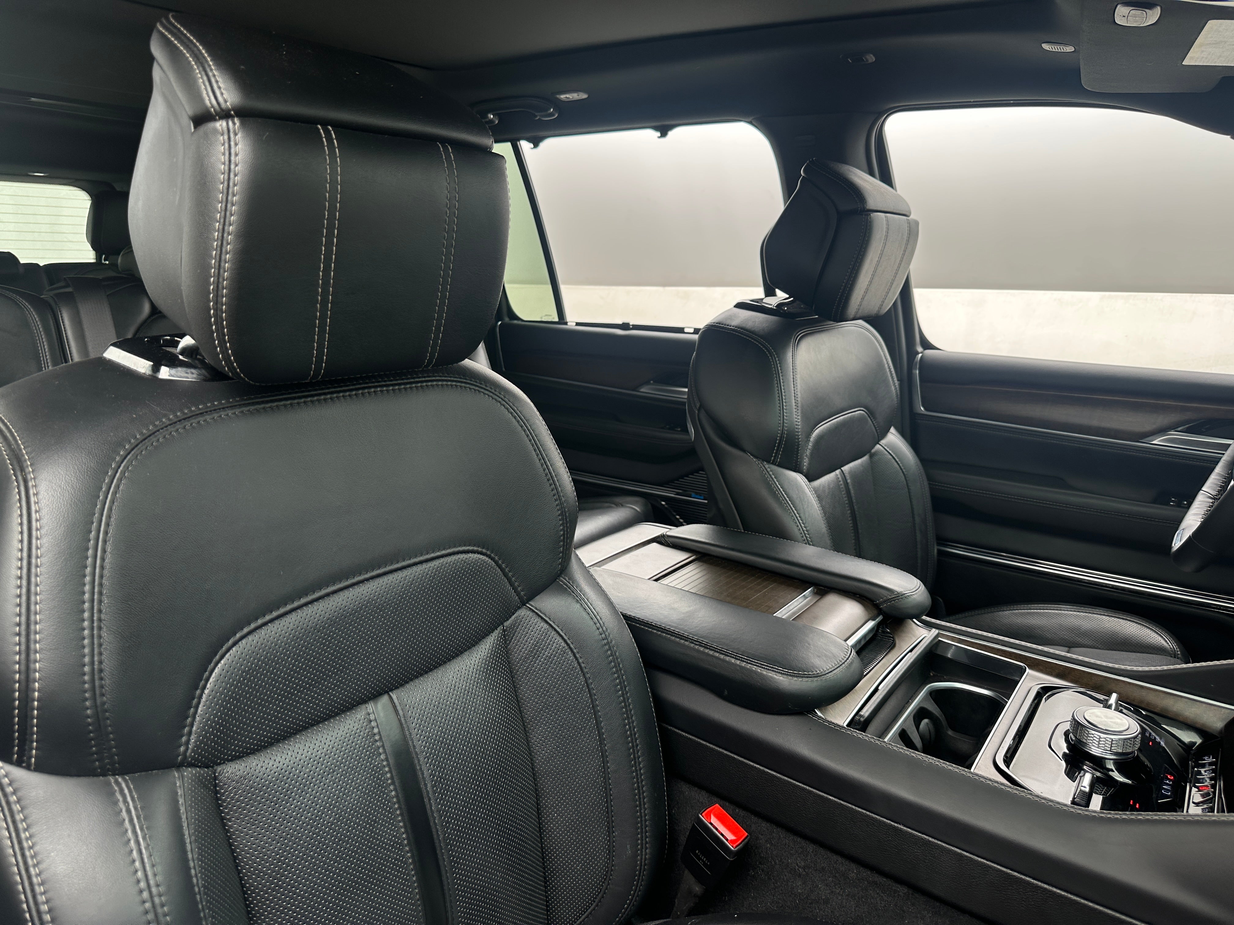 2025 Jeep Grand Wagoneer