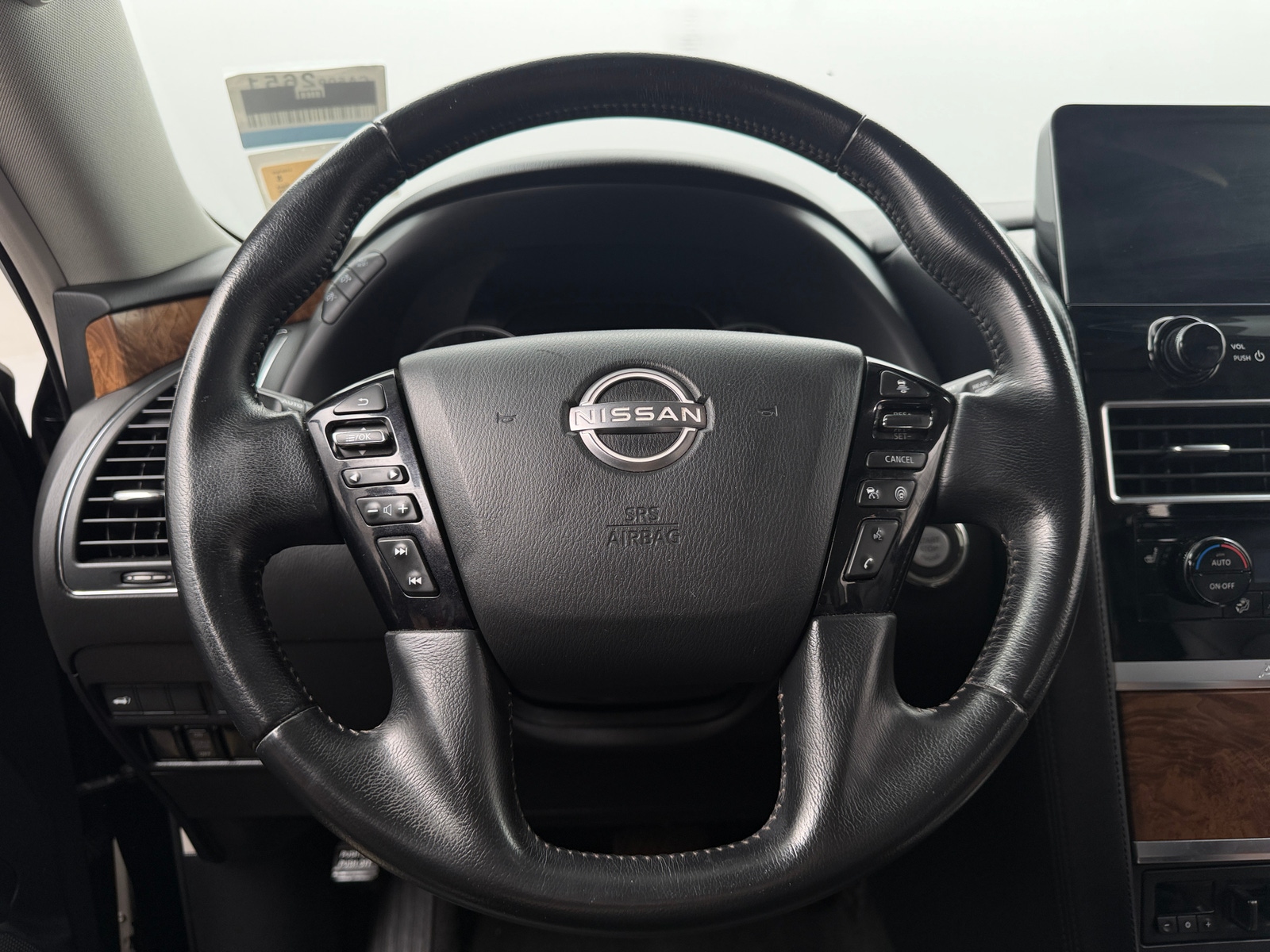 Thumbnail: 2021 Nissan Armada - 4