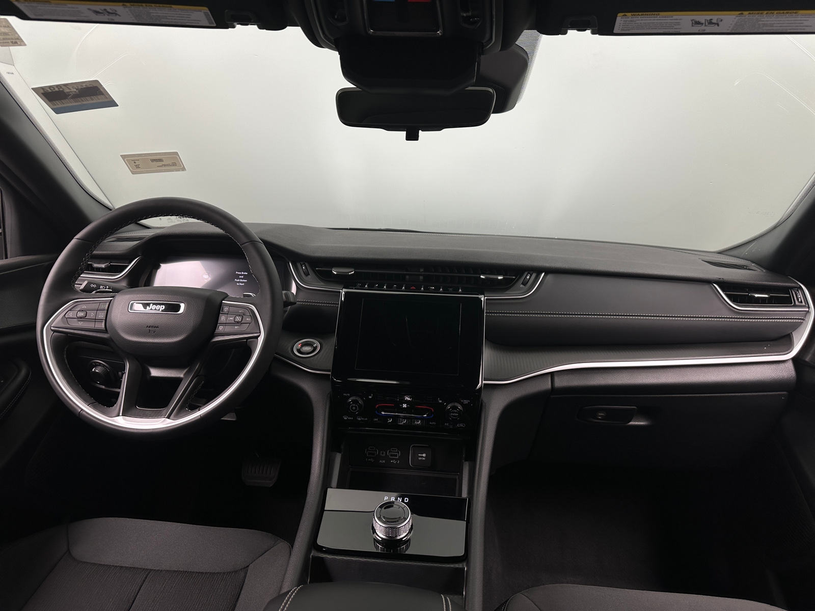 Thumbnail: 2025 Jeep Grand Cherokee - 3