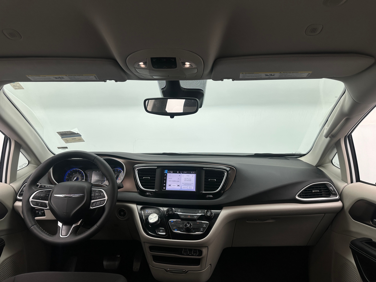 Thumbnail: 2024 Chrysler Voyager - 3