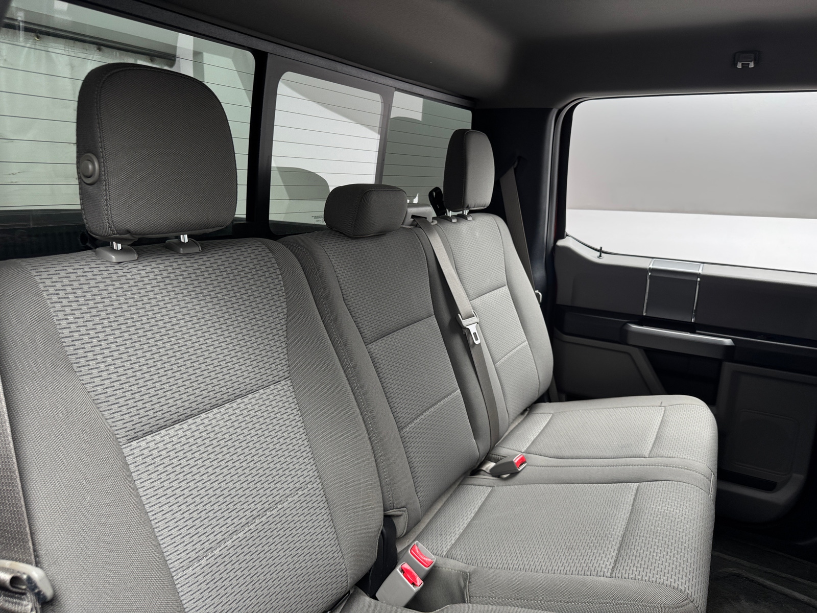 Thumbnail: 2017 Ford Econoline - 6
