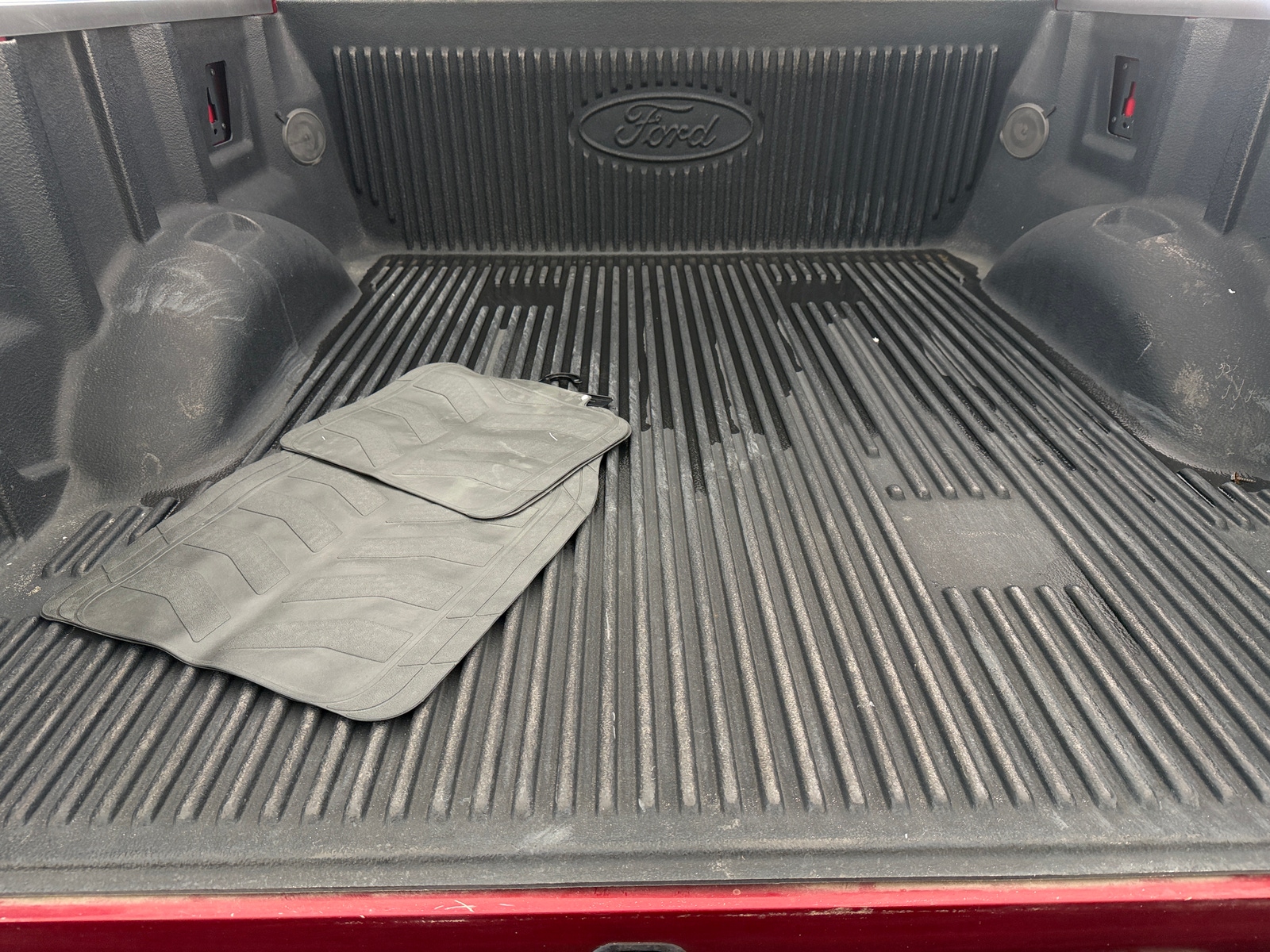 Thumbnail: 2017 Ford Econoline - 7