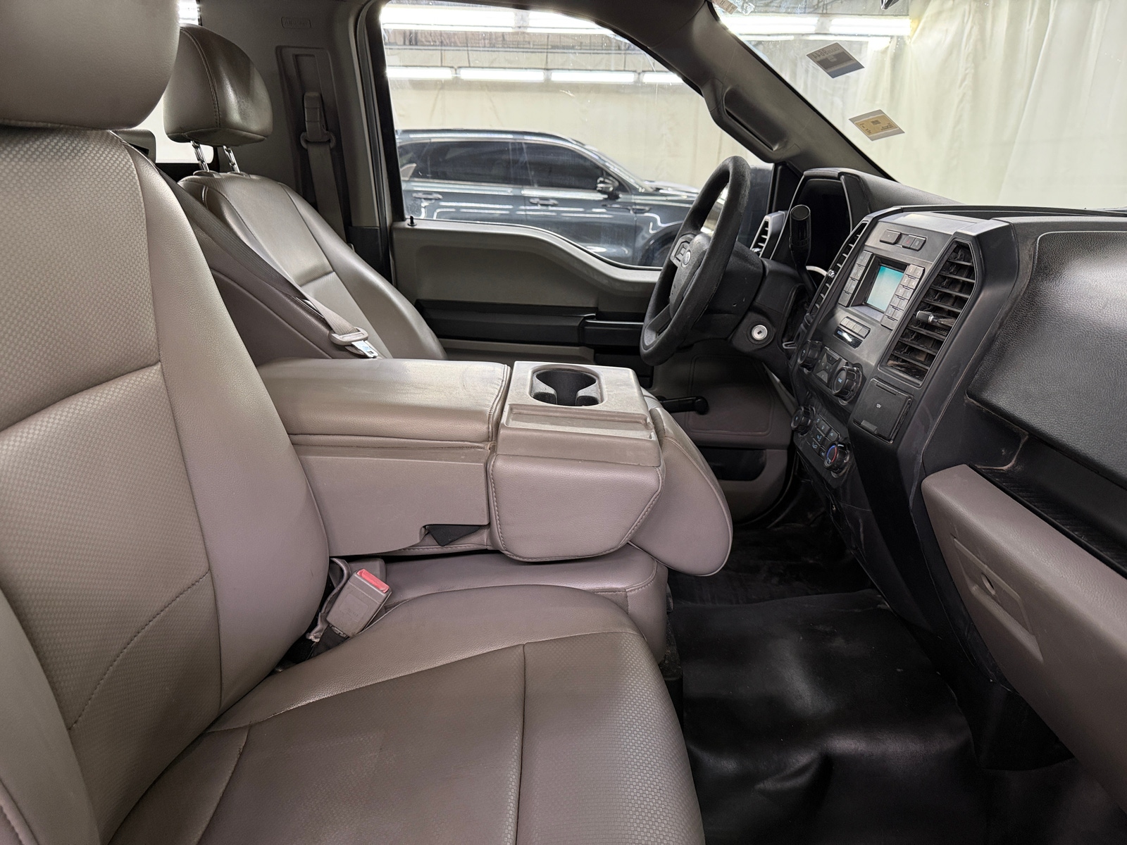 Thumbnail: 2018 Ford Econoline - 2