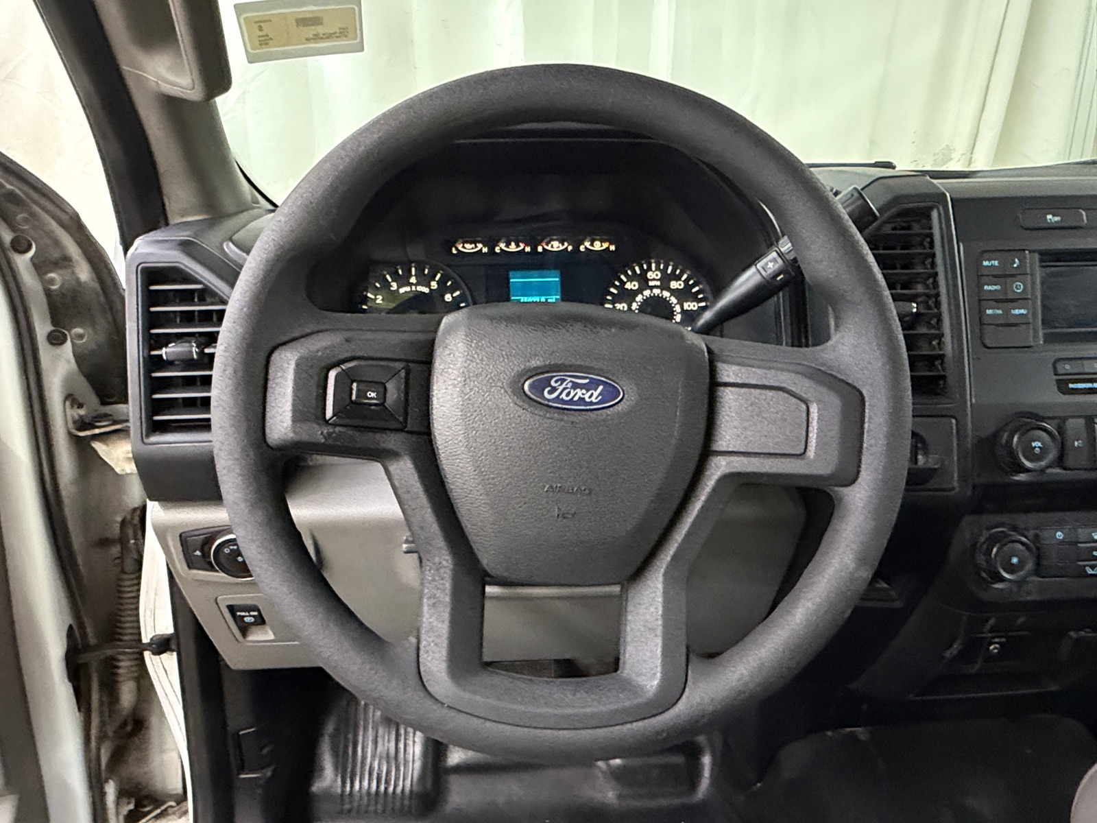 Thumbnail: 2018 Ford Econoline - 5
