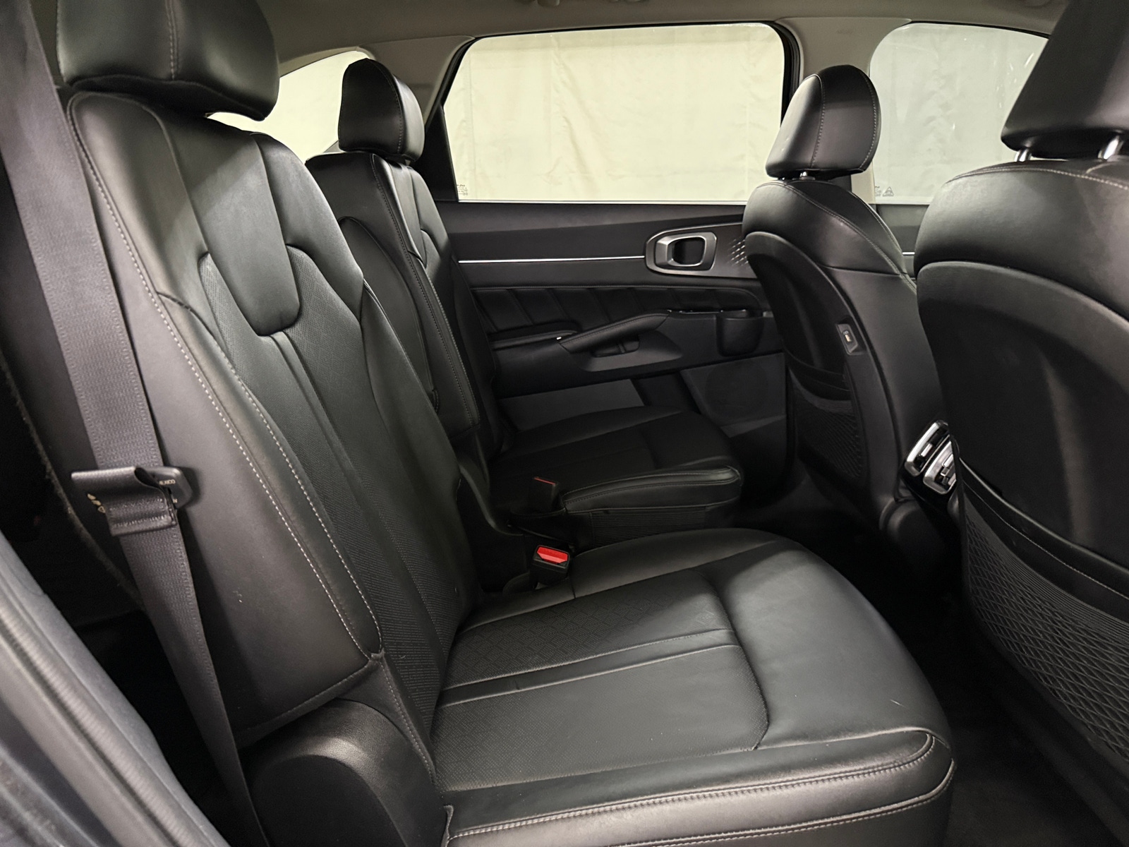Thumbnail: 2022 Kia Sorento - 5