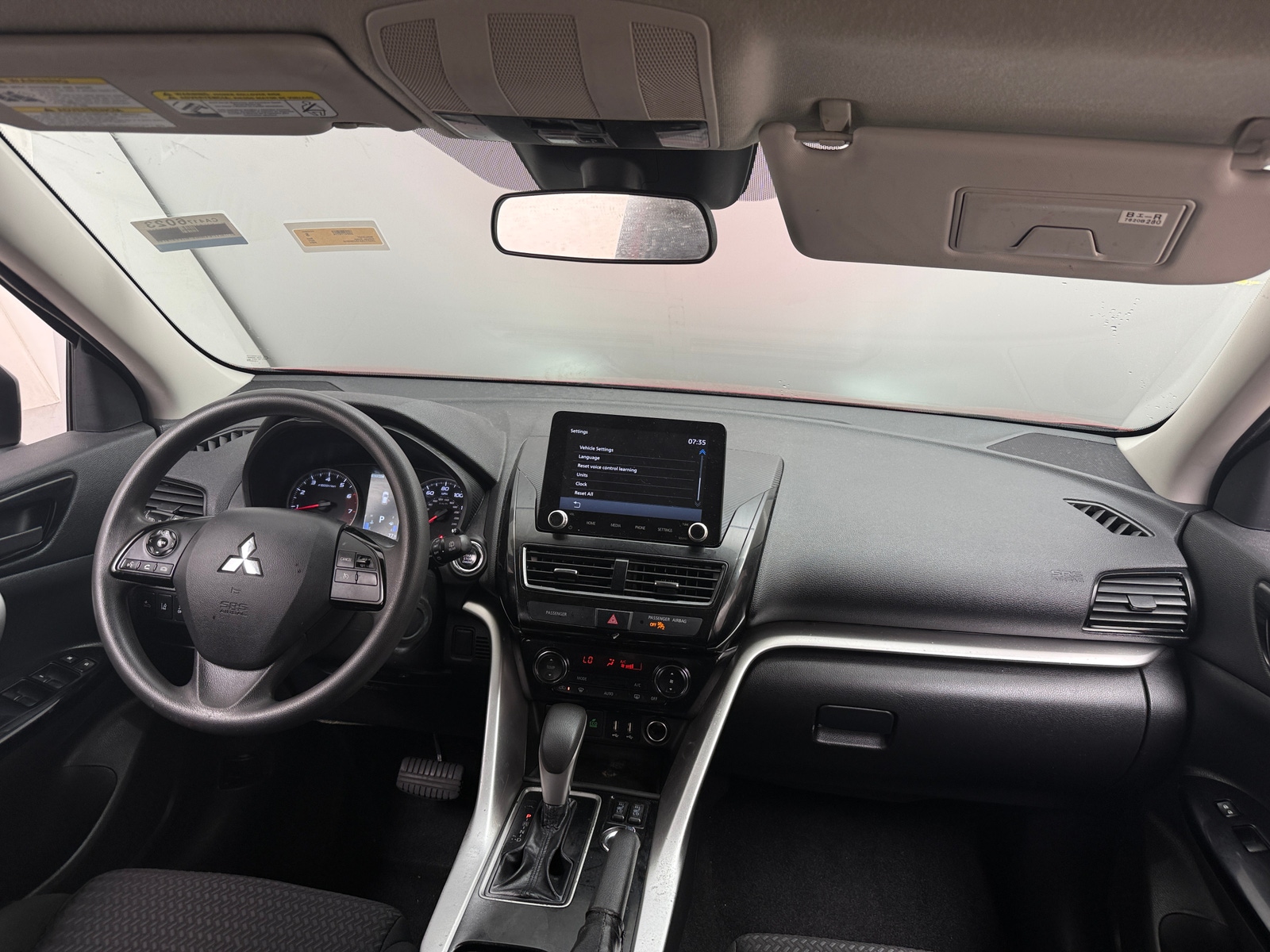 Thumbnail: 2024 Mitsubishi Eclipse Cross - 3
