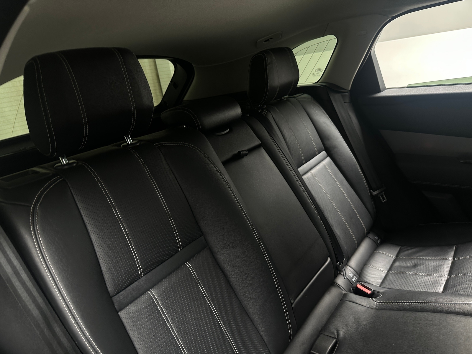 Thumbnail: 2019 Land Rover Range Rover Velar - 6