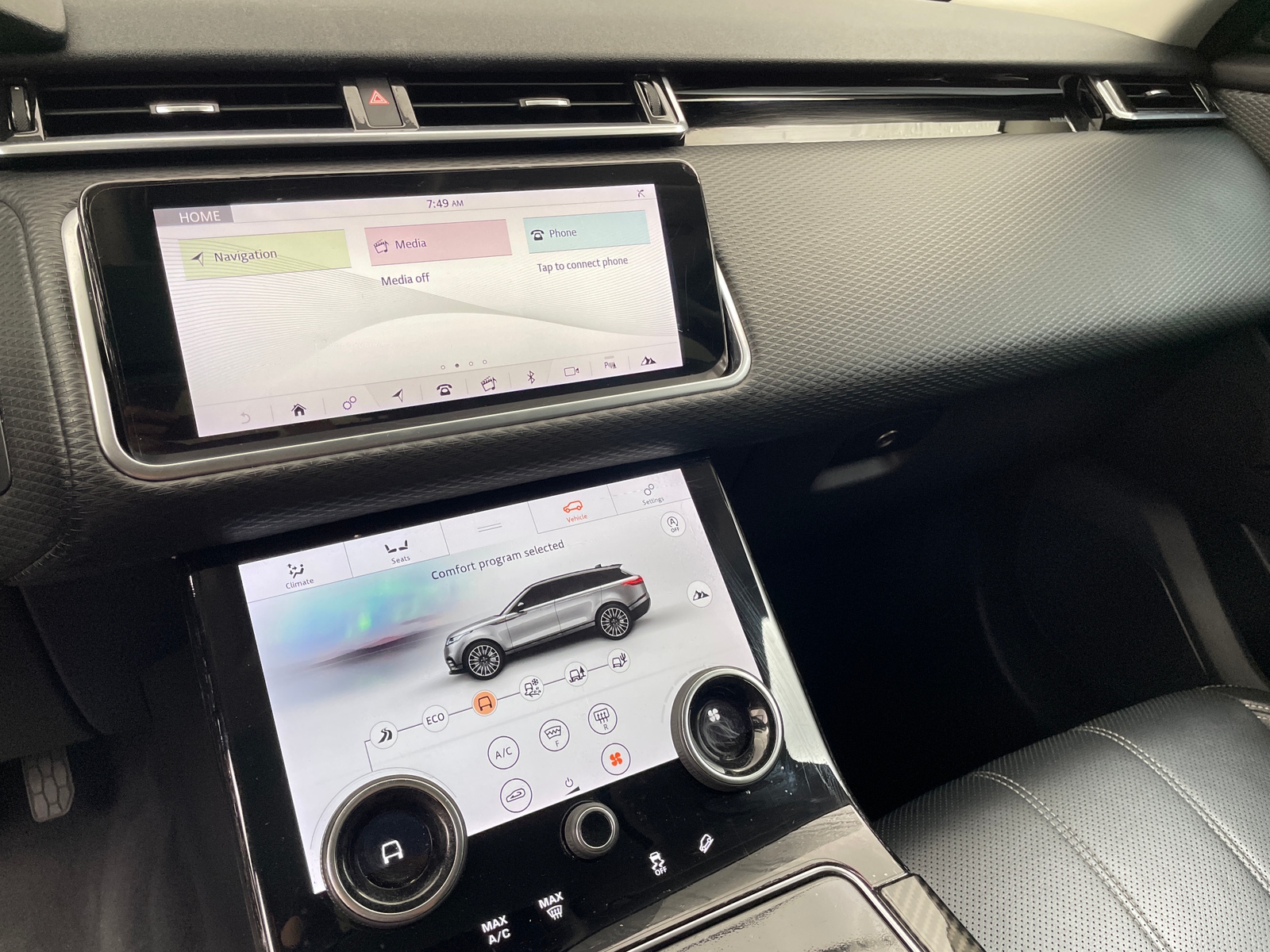 Thumbnail: 2019 Land Rover Range Rover Velar - 4