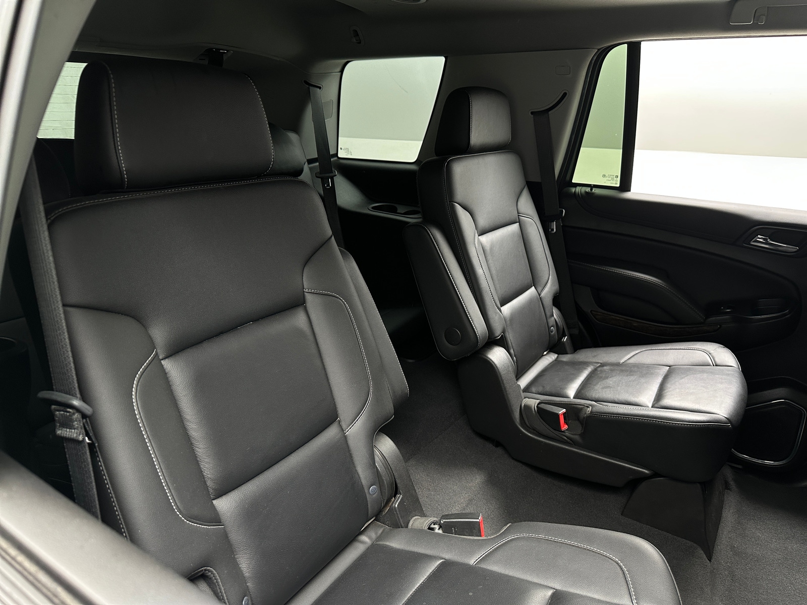 Thumbnail: 2019 Chevrolet Tahoe - 5