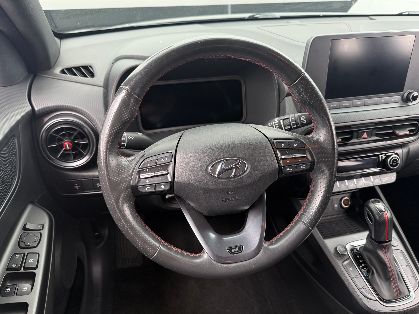 Thumbnail: 2022 Hyundai Kona - 5
