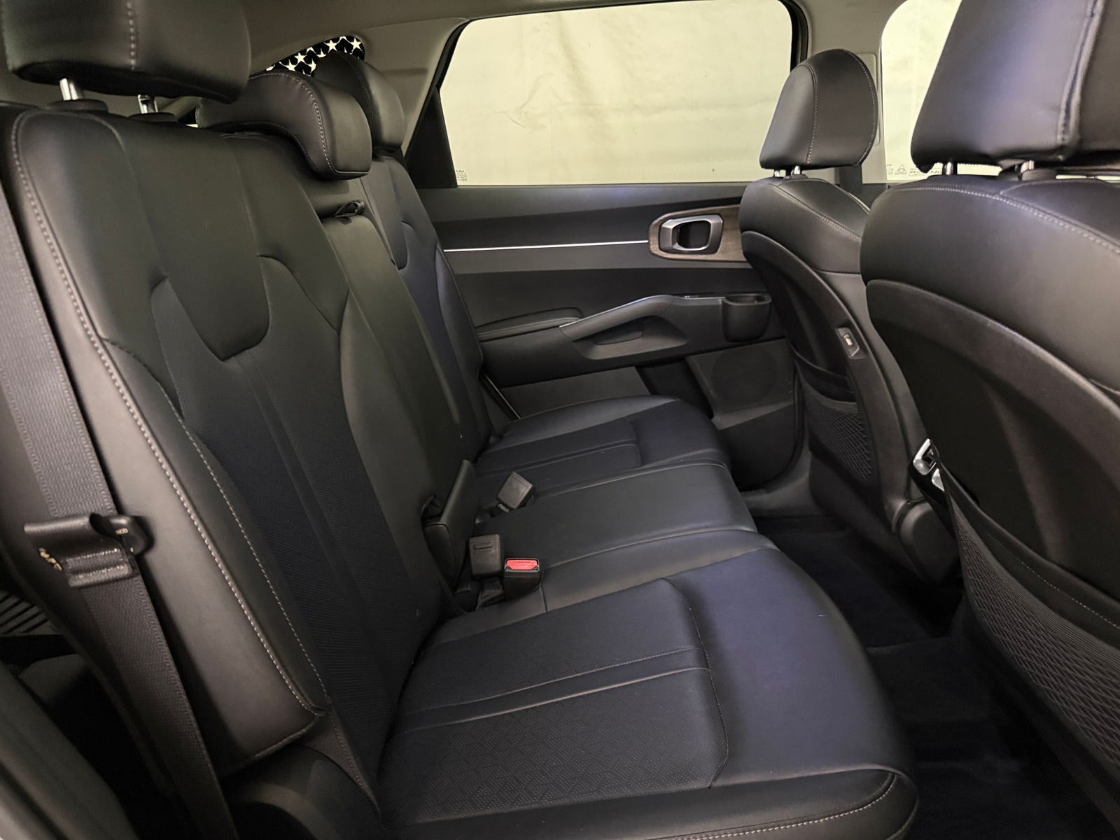 Thumbnail: 2022 Kia Sorento - 5