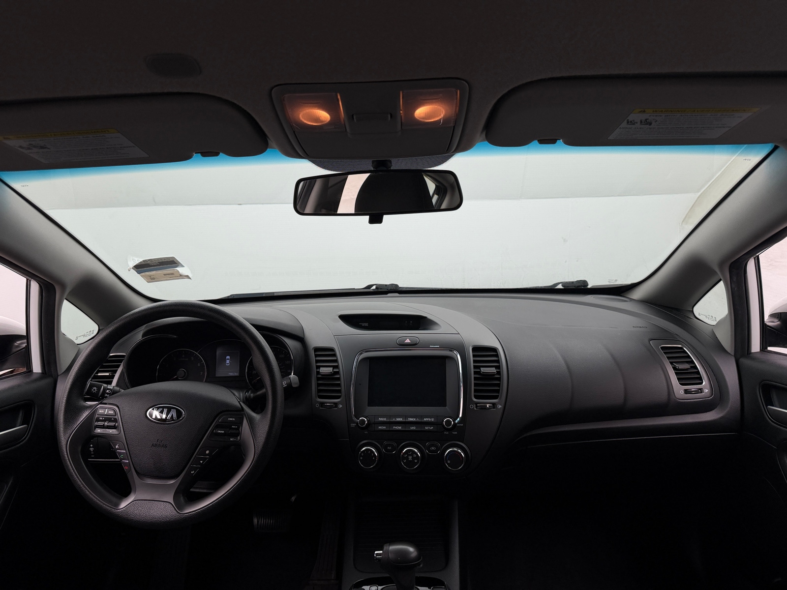 Thumbnail: 2018 Kia Forte - 3