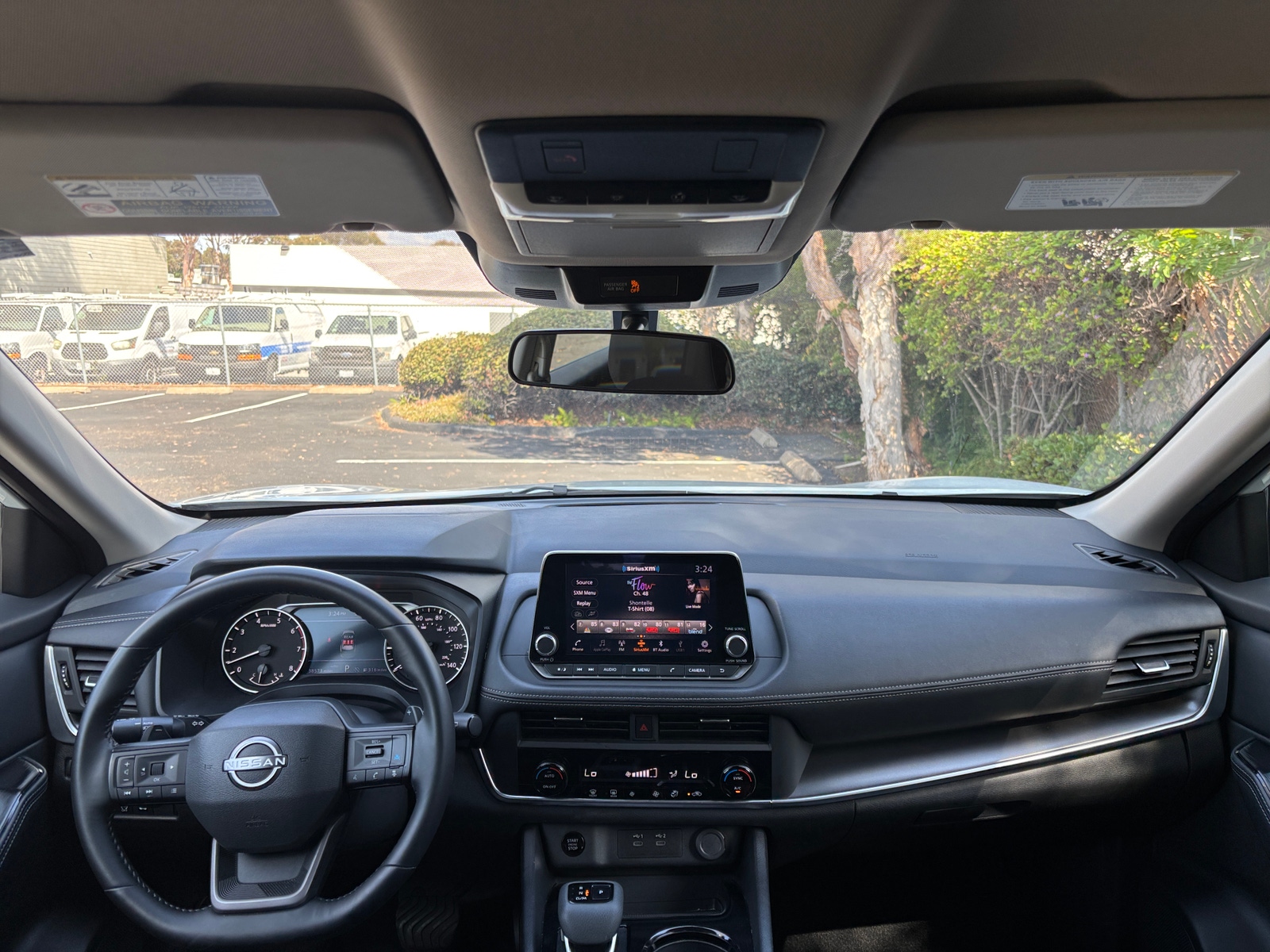 Thumbnail: 2025 Nissan Rogue - 3