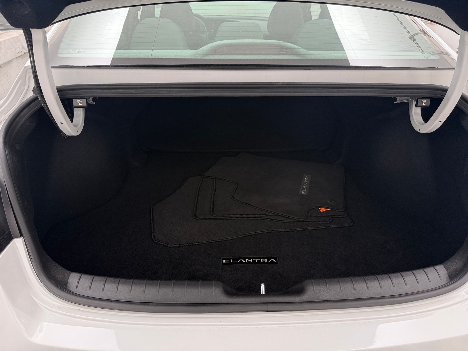 Thumbnail: 2025 Hyundai Elantra - 7