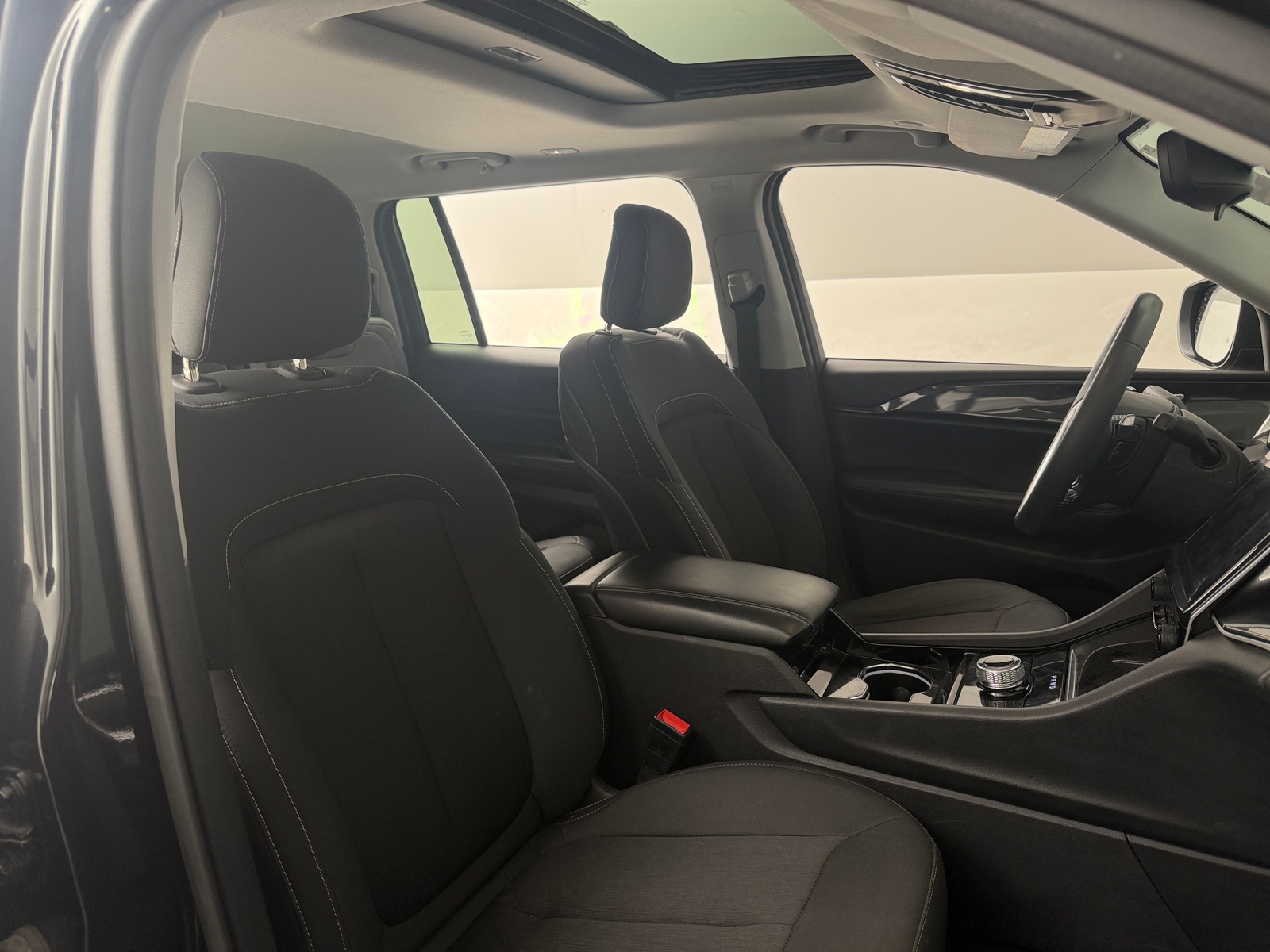 Thumbnail: 2023 Jeep Grand Cherokee L - 2