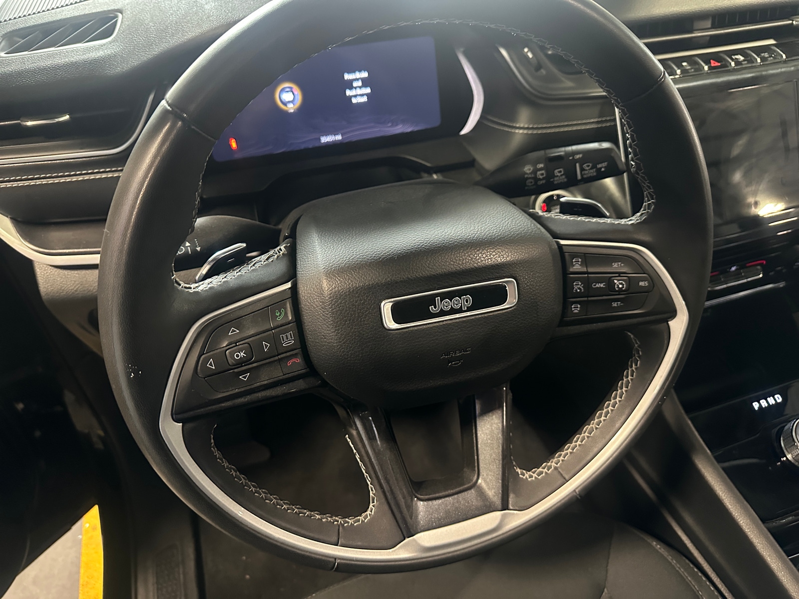 Thumbnail: 2023 Jeep Grand Cherokee L - 5