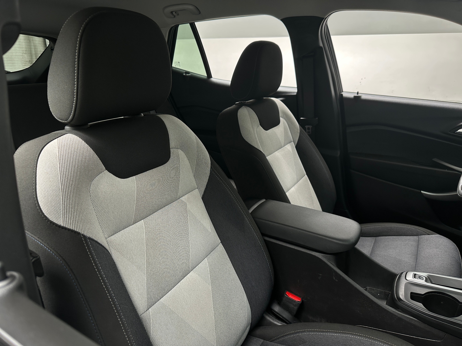 Thumbnail: 2024 Chevrolet Trax - 2