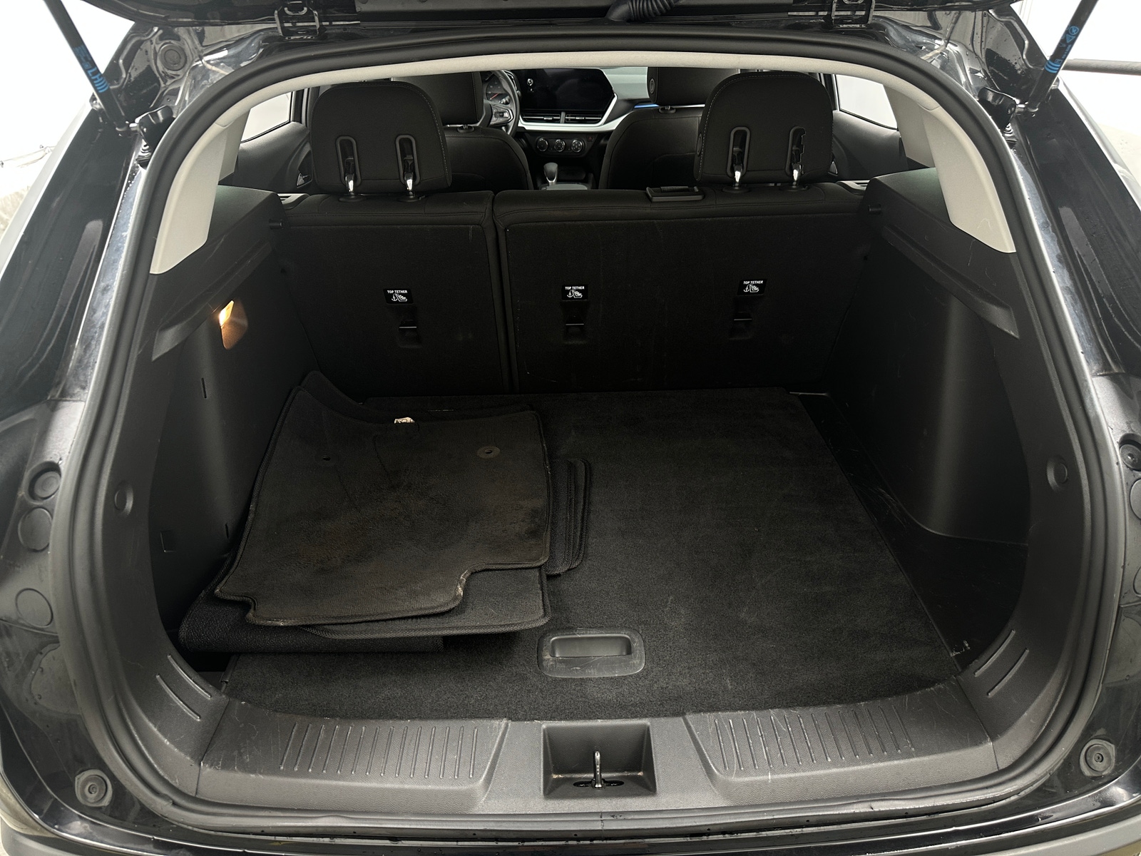 Thumbnail: 2024 Chevrolet Trax - 7