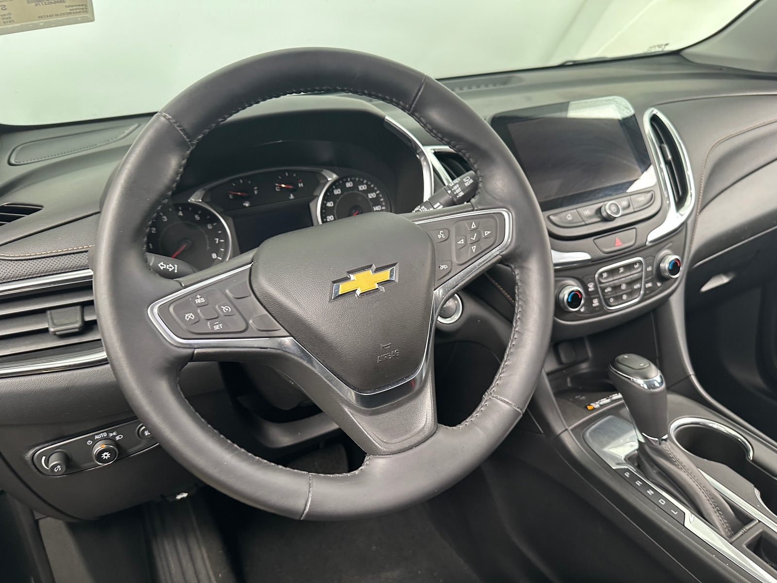 Thumbnail: 2018 Chevrolet Equinox - 4