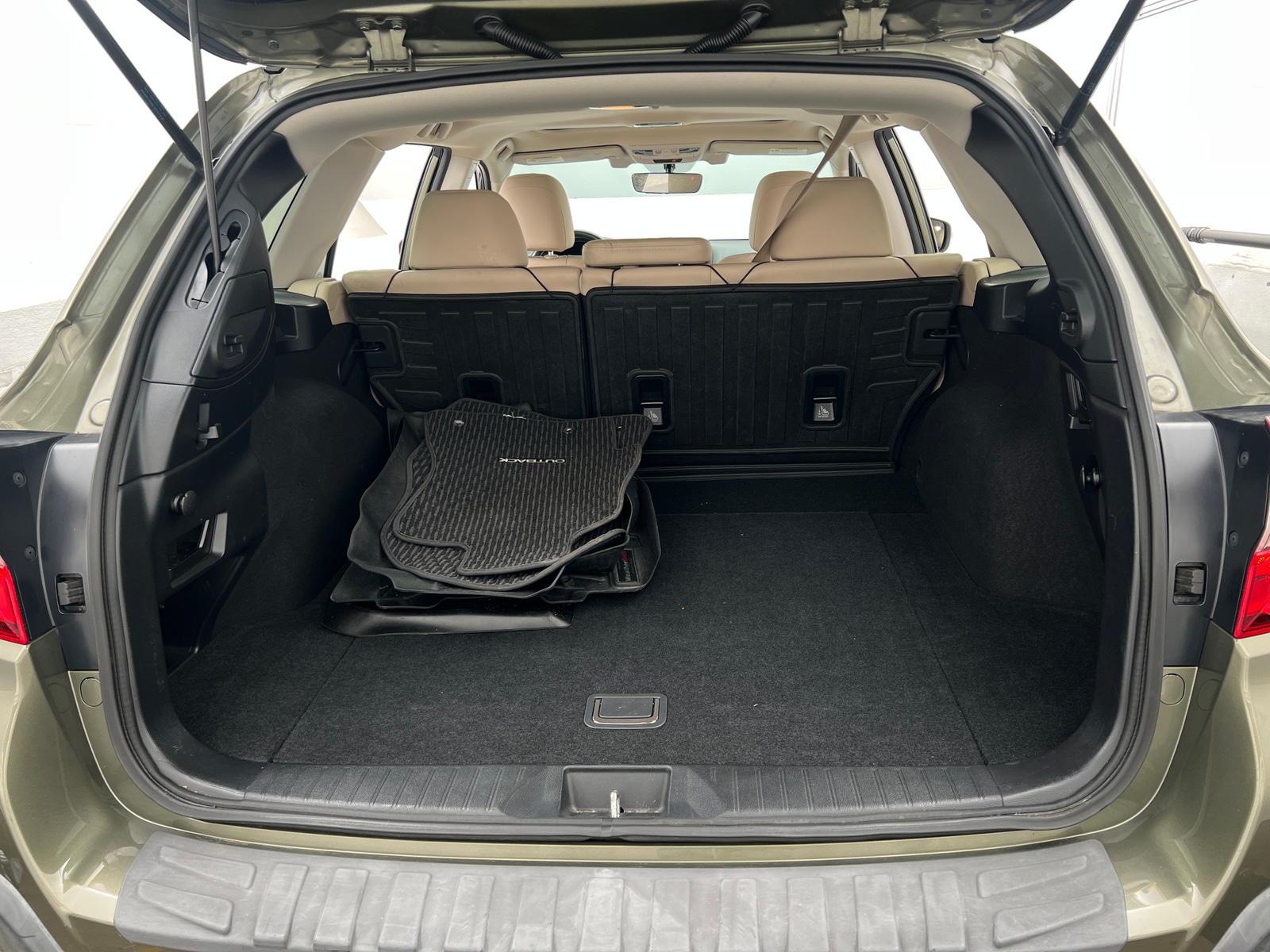 Thumbnail: 2018 Subaru Outback - 6