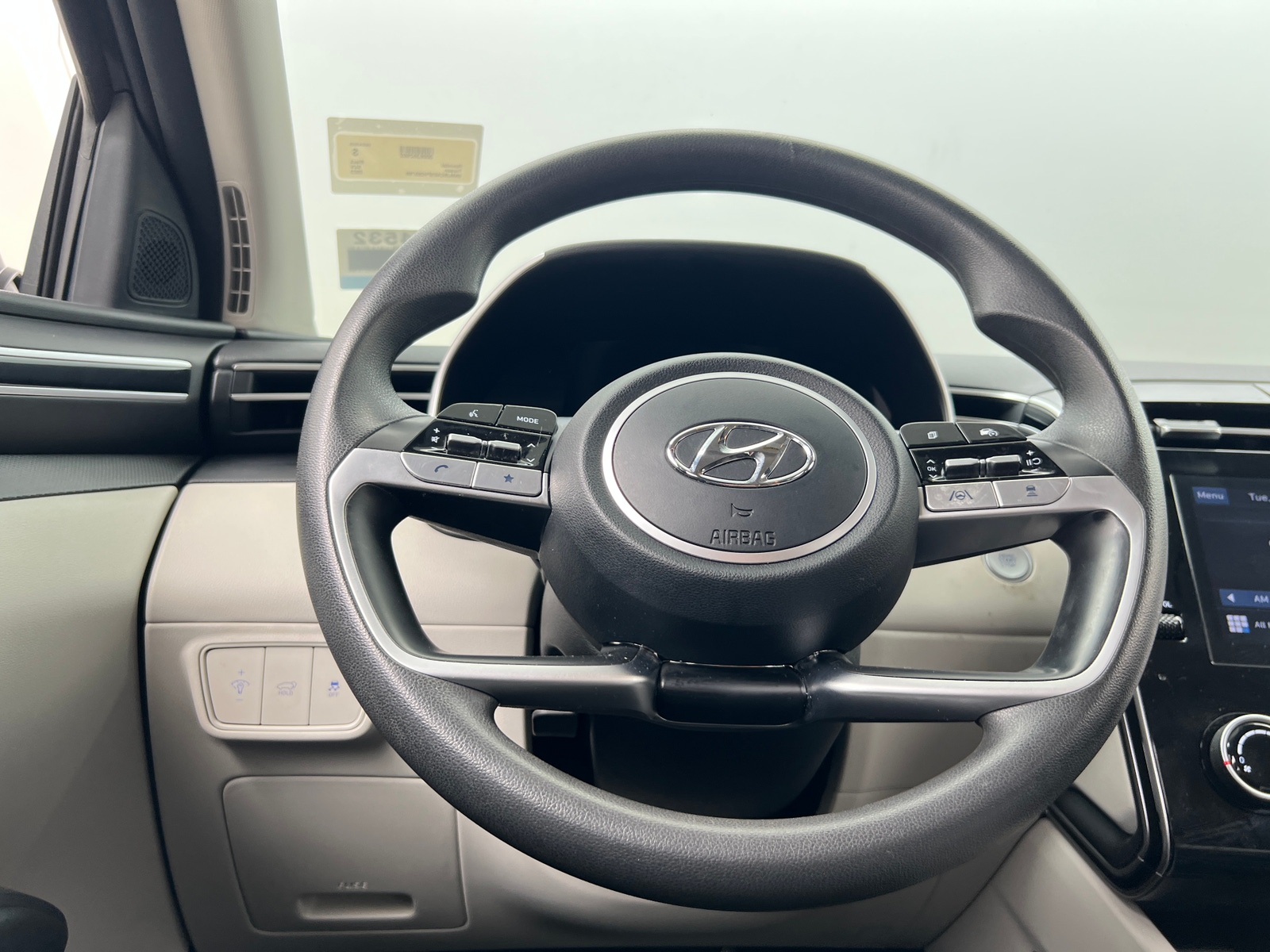 Thumbnail: 2023 Hyundai Tucson - 5
