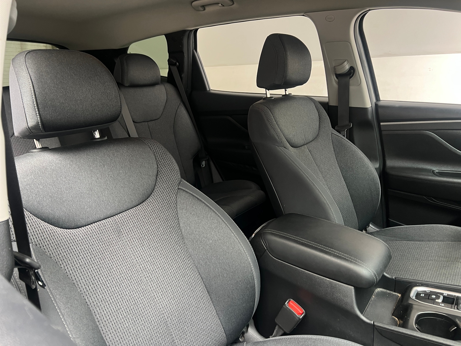 Thumbnail: 2020 Hyundai Santa Fe - 2
