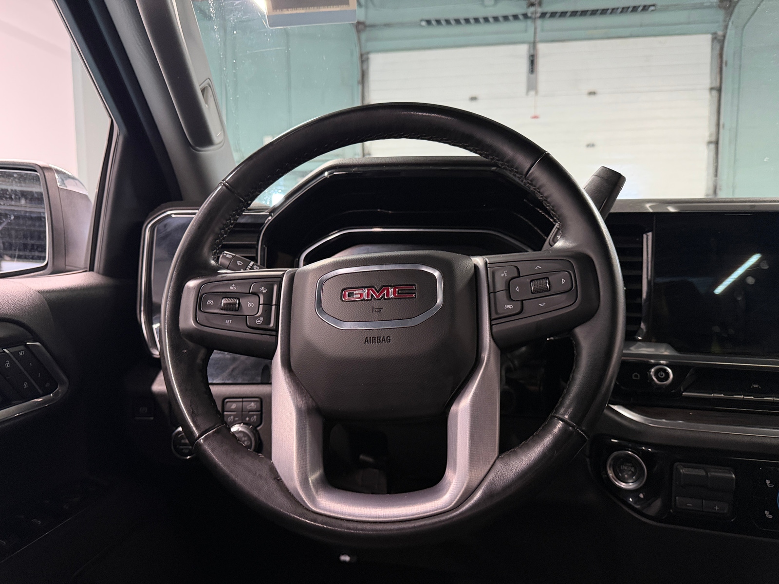 Thumbnail: 2025 GMC Sierra 1500 - 4