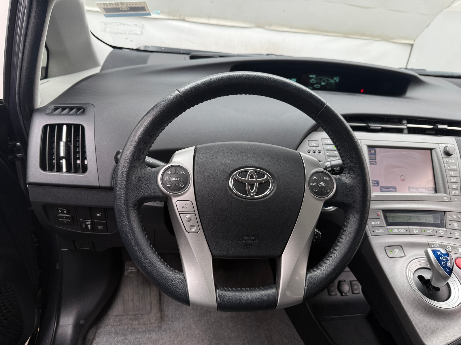 Thumbnail: 2015 Toyota Prius - 4