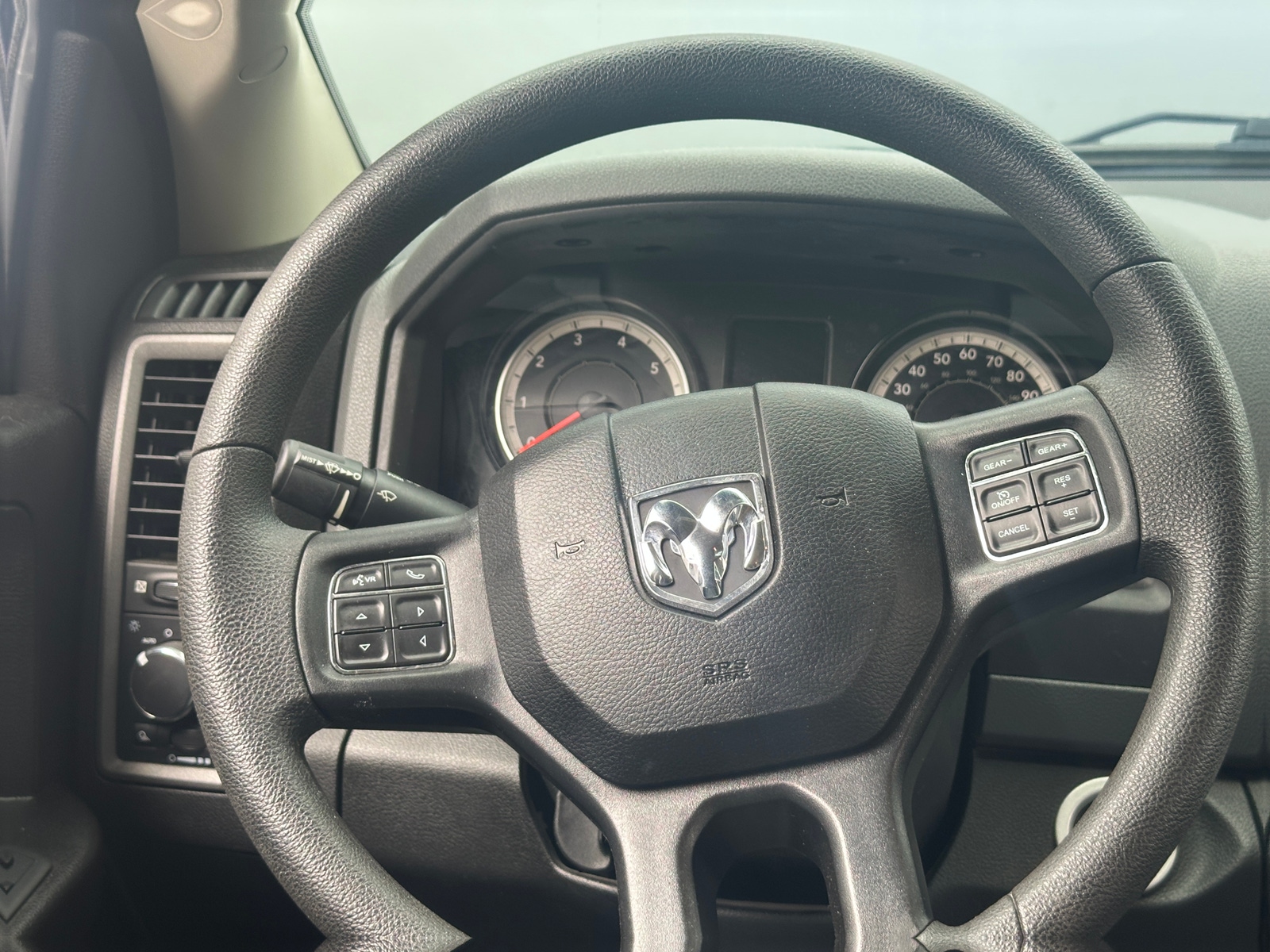 Thumbnail: 2019 RAM 1500 Classic - 5