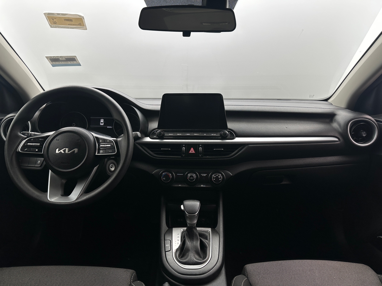 Thumbnail: 2024 Kia Forte - 3