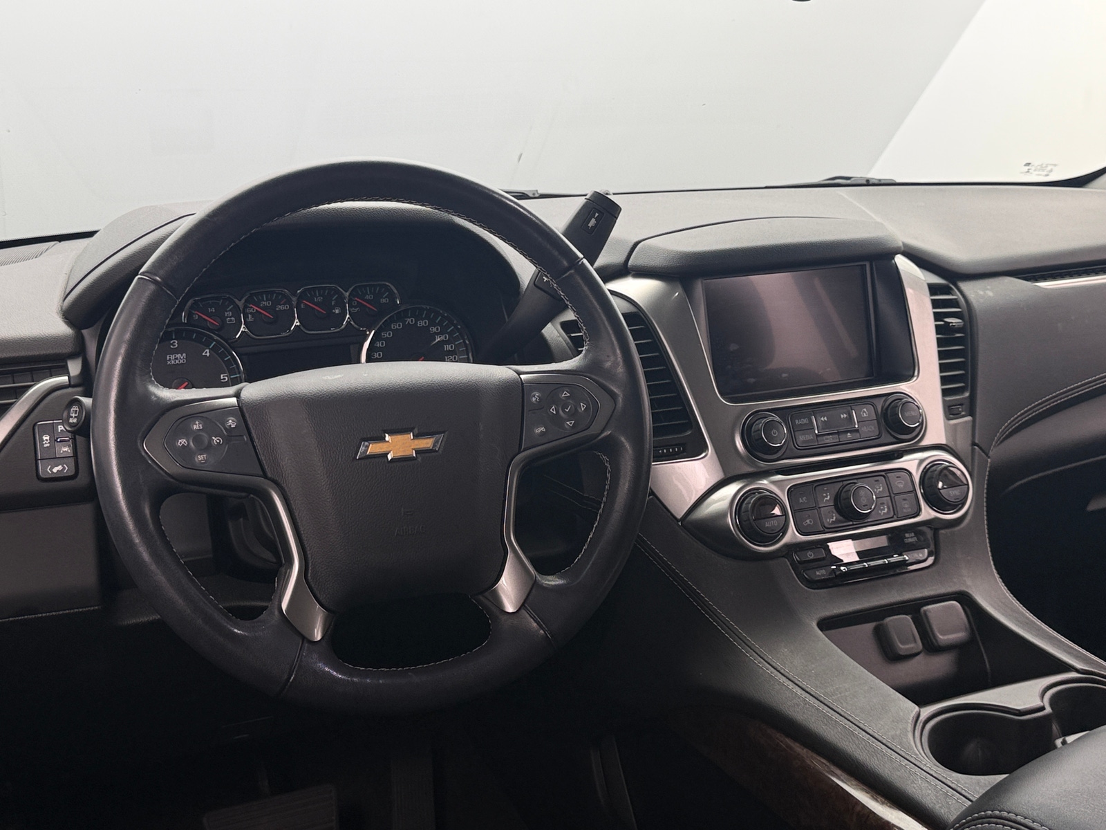 Thumbnail: 2019 Chevrolet Tahoe - 5