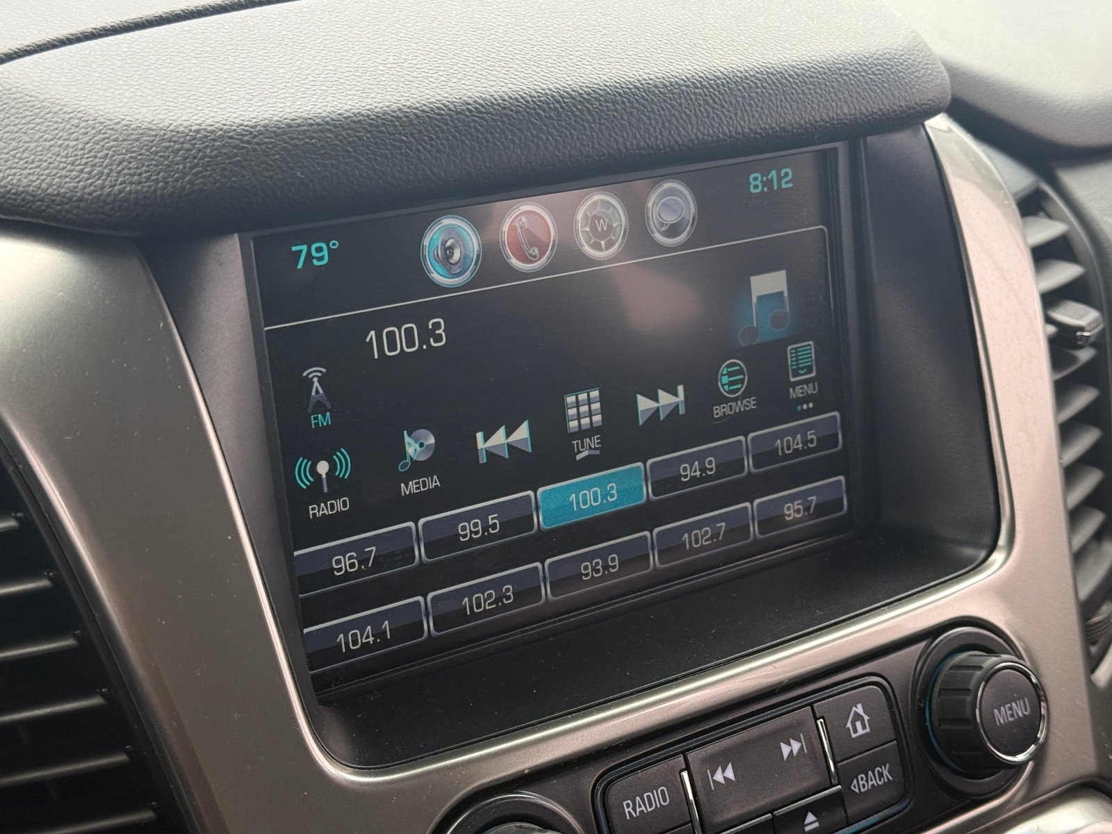 Thumbnail: 2019 Chevrolet Tahoe - 4