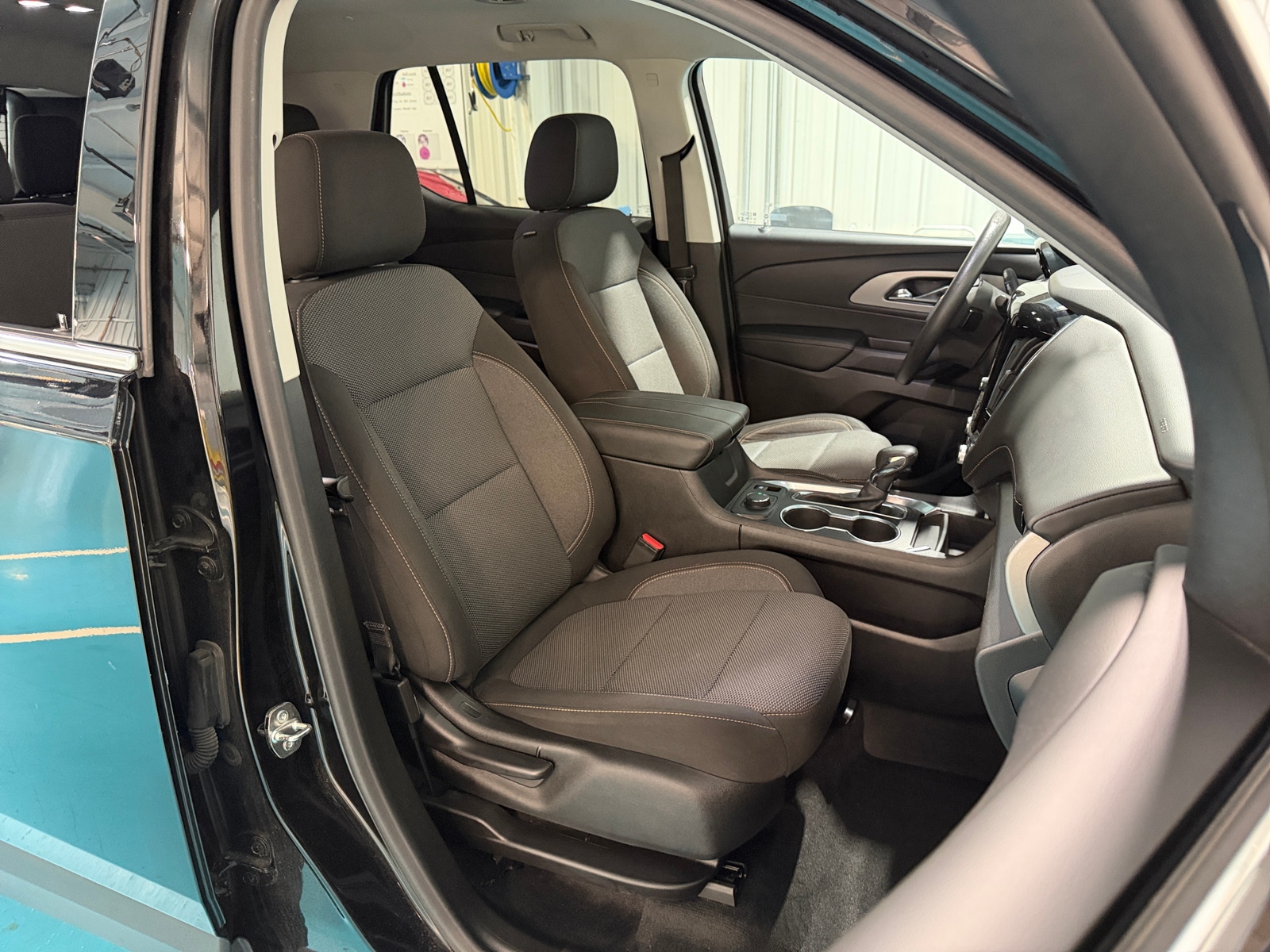 Thumbnail: 2021 Chevrolet Traverse - 2