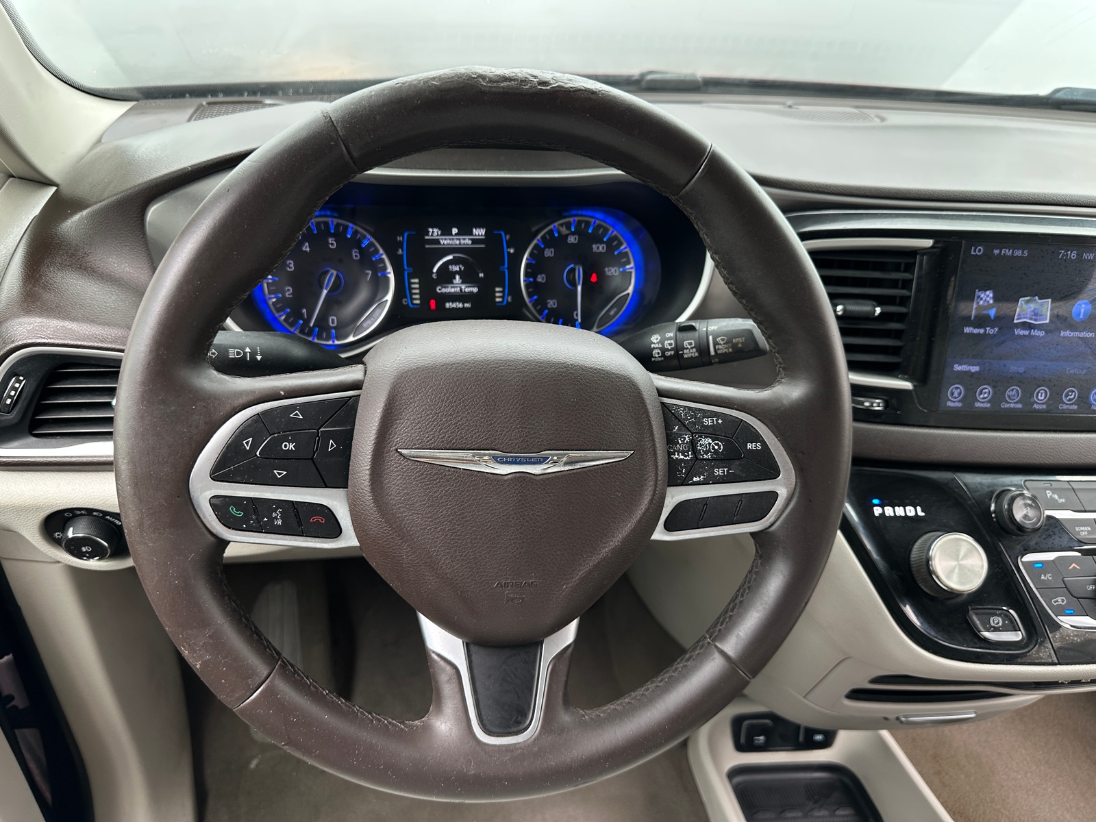 Thumbnail: 2017 Chrysler Pacifica - 4
