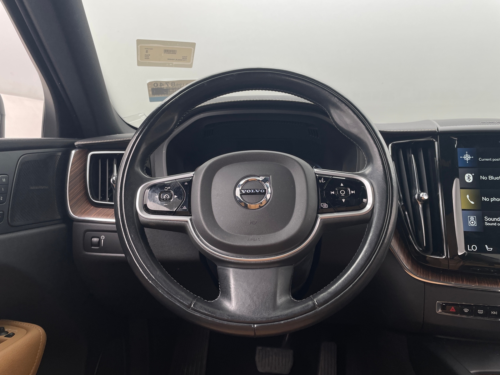 Thumbnail: 2020 Volvo XC60 - 4