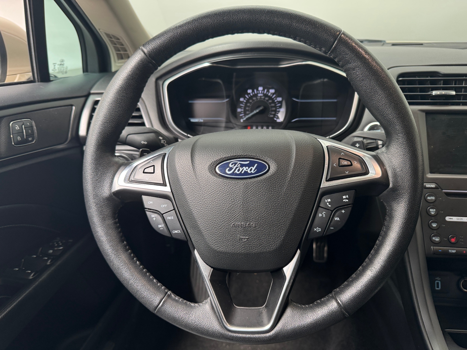 Thumbnail: 2018 Ford Fusion - 4